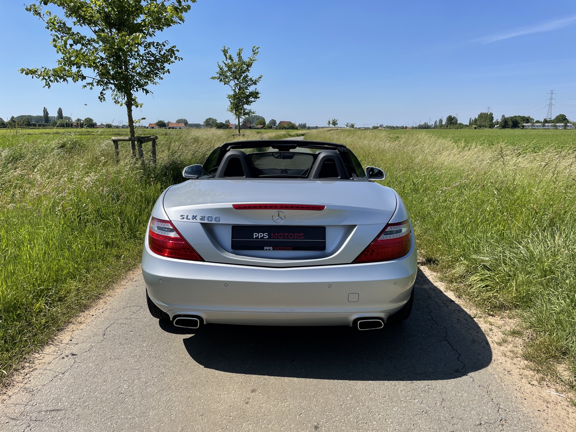 Mercedes Benz SLK 200 photo 9