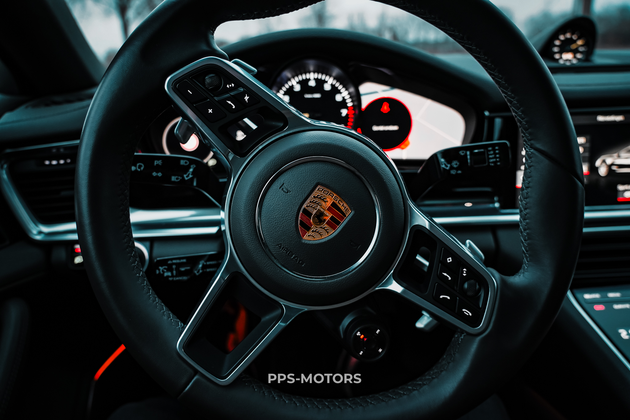 Porsche PANAMERA 4 E-HYBRID photo 44