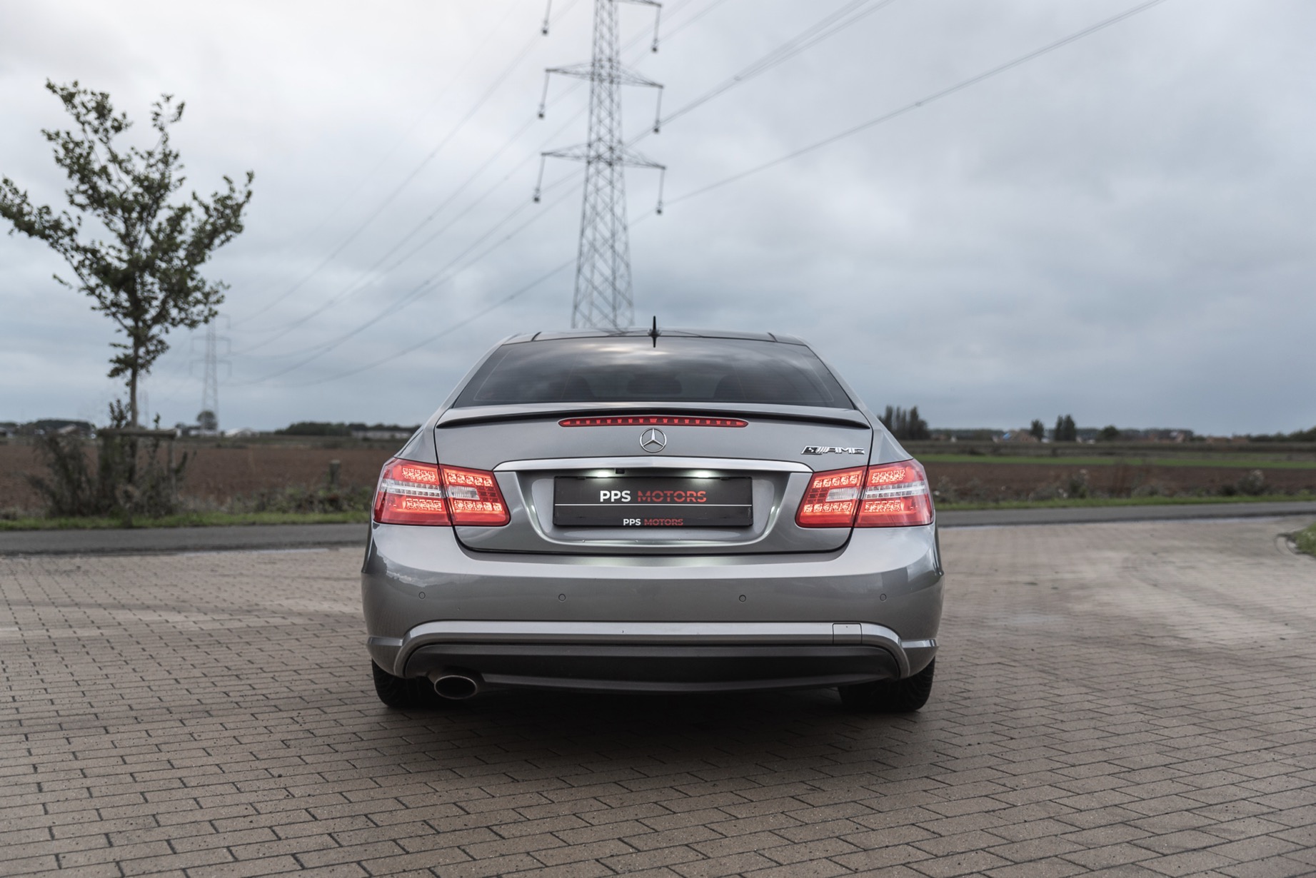 Mercedes Benz E250d AVANTGARDE AMG-PAKKET photo 4
