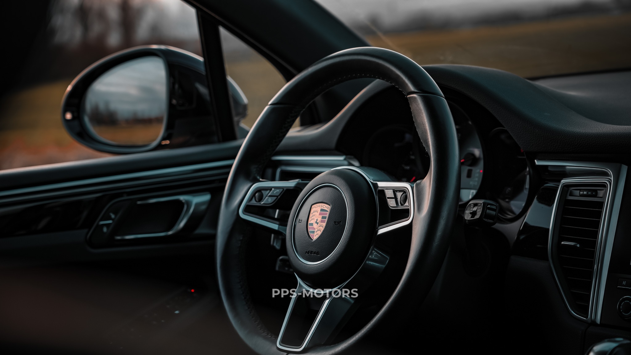 Porsche MACAN S 3.0 SPORTDESIGN photo 30