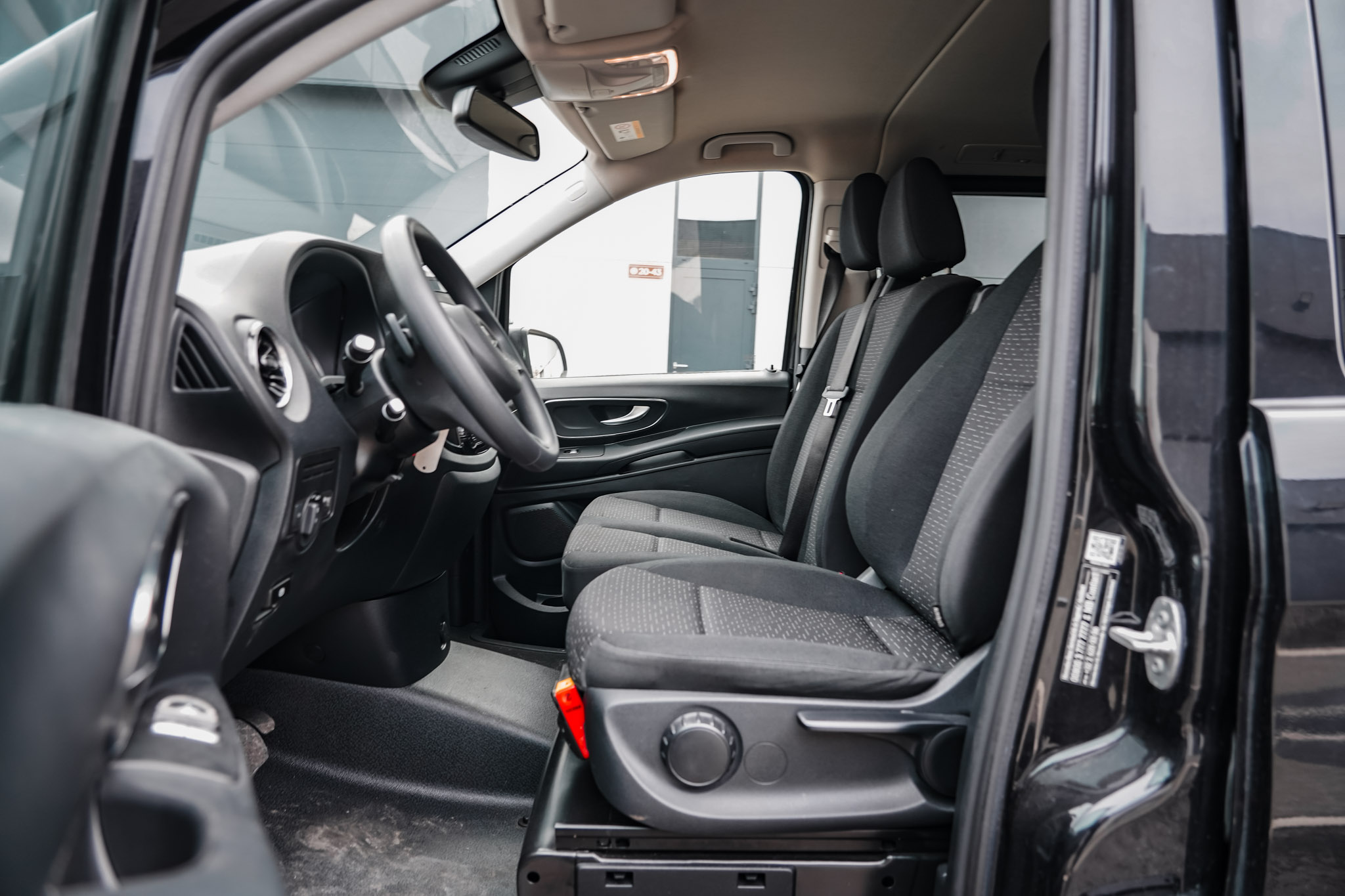 Mercedes Benz VITO TOURER 114 CDI photo 10
