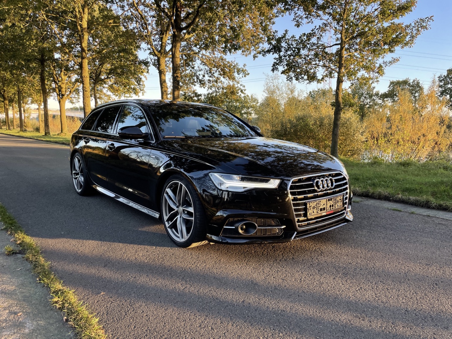 Audi A6 2.0 TDI ULTRA S-LINE photo 5