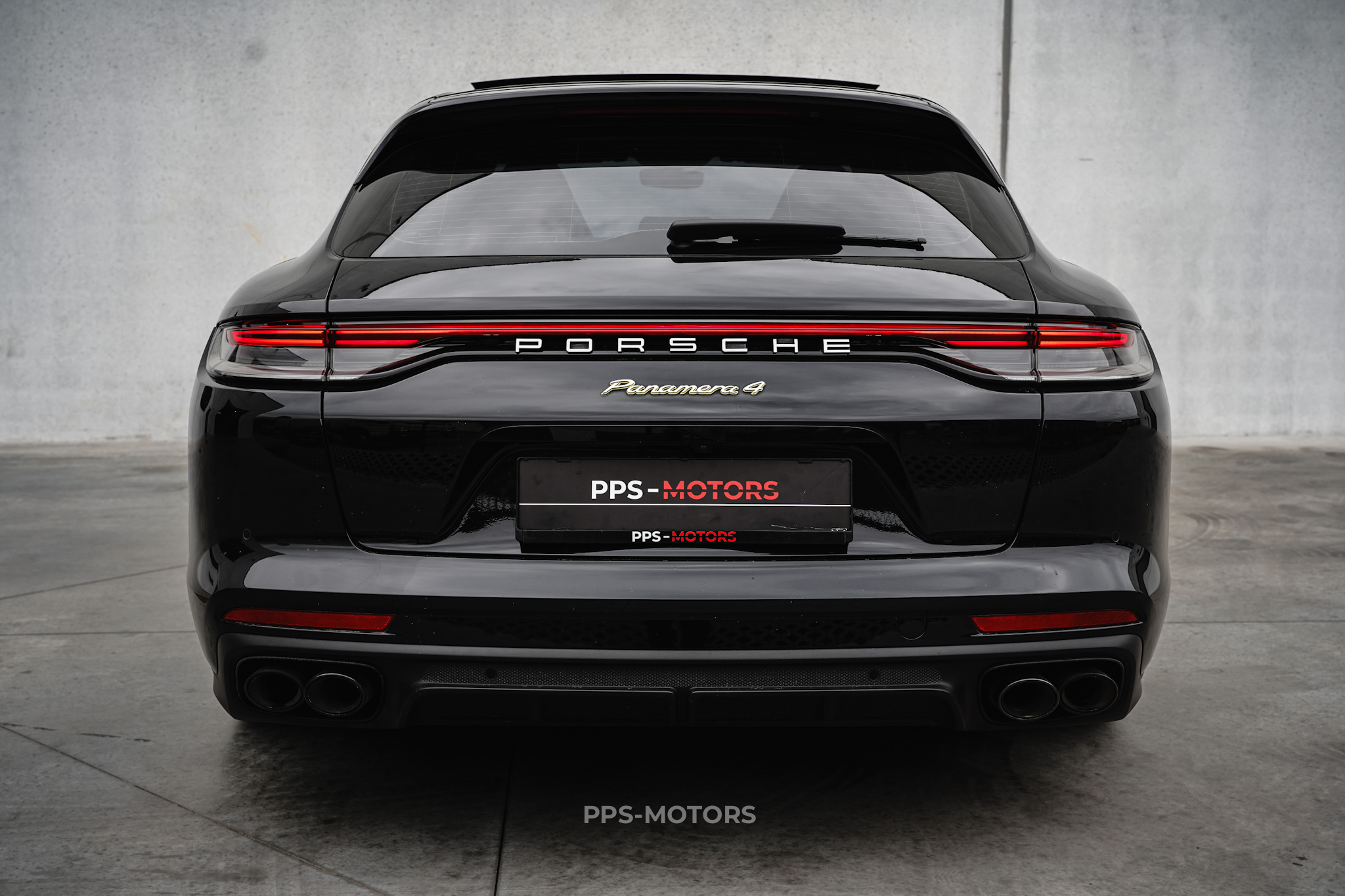 Porsche PANAMERA 4 E-HYBRID photo 3