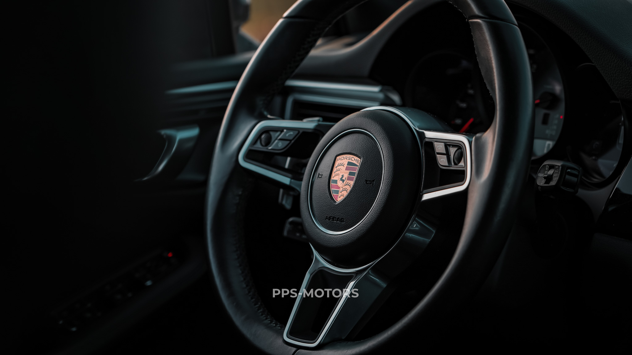 Porsche MACAN S 3.0 SPORTDESIGN photo 10