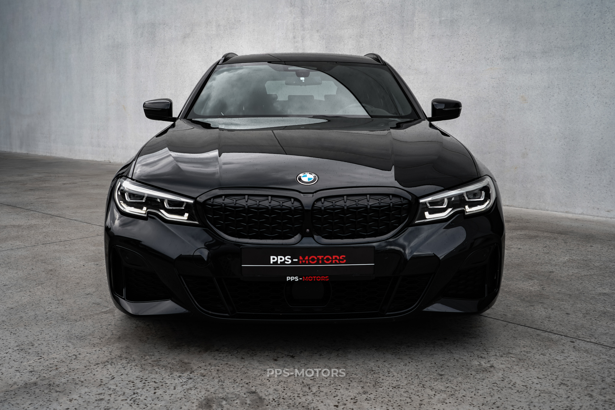 BMW M340i xDrive photo 4