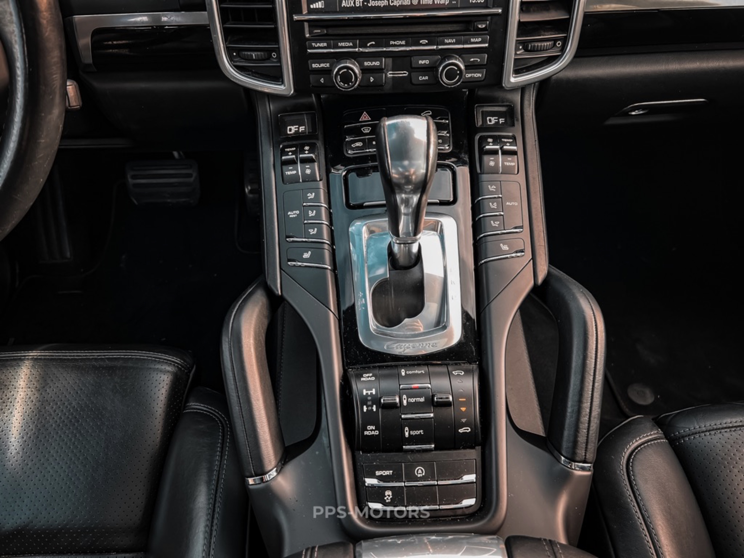 Porsche CAYENNE 3.0 D V6 PLATINUM EDITION photo 23