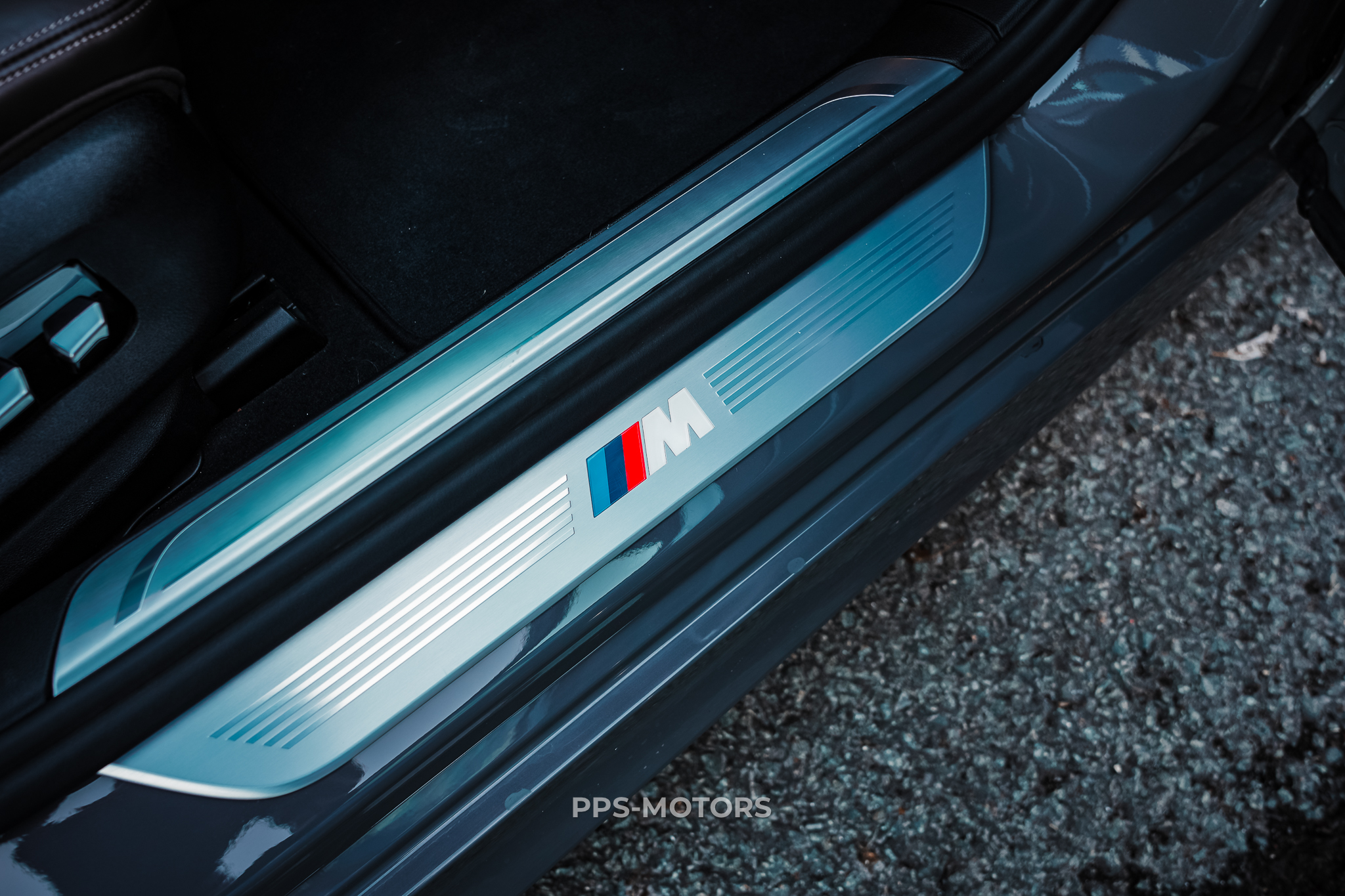 BMW 745e HYBRID M-PAKKET photo 16