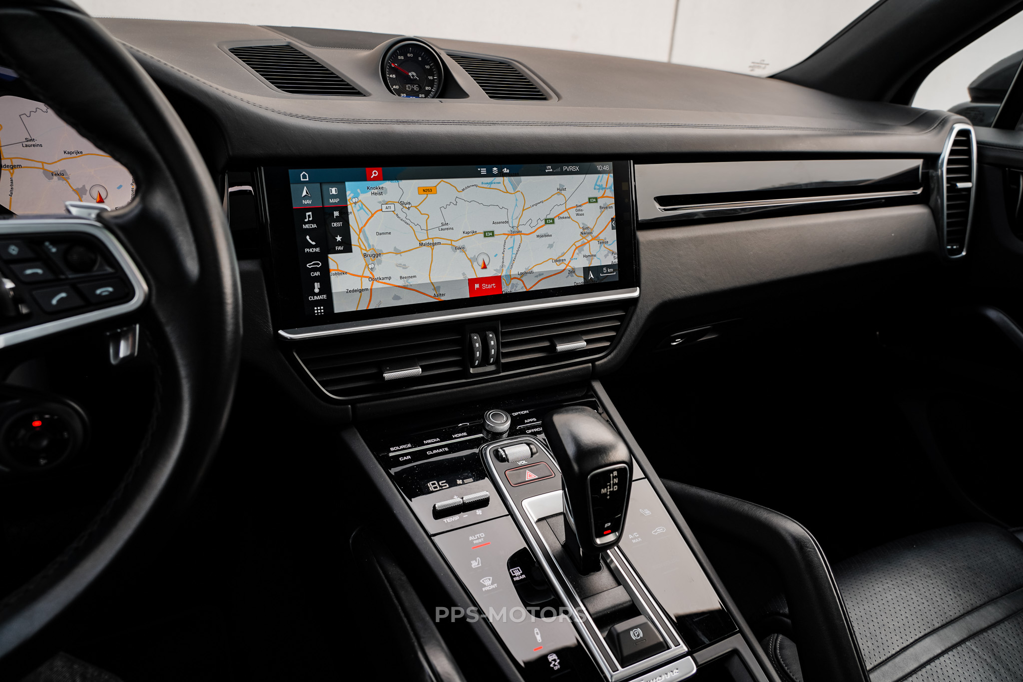 Porsche CAYENNE 3.0i V6 photo 17