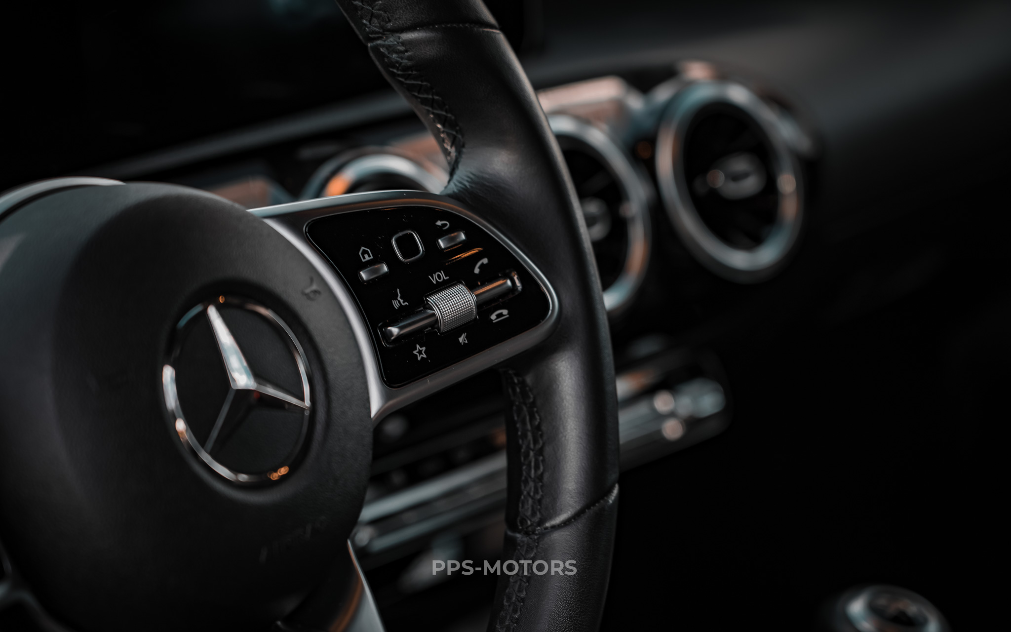 Mercedes Benz A200 LAUNCH EDITION photo 20