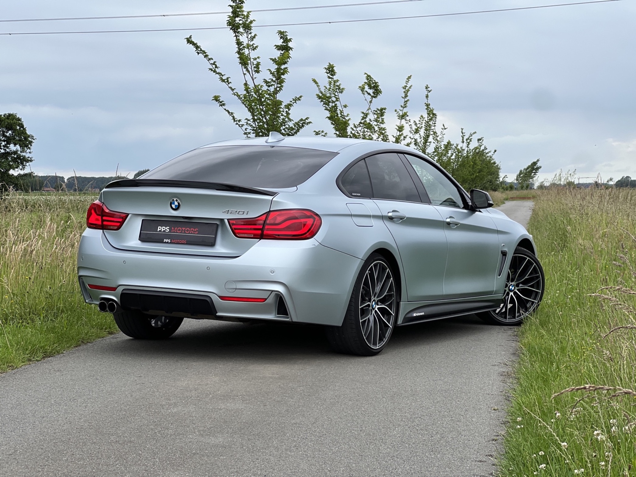 BMW 420i GRAN COUPE photo 8
