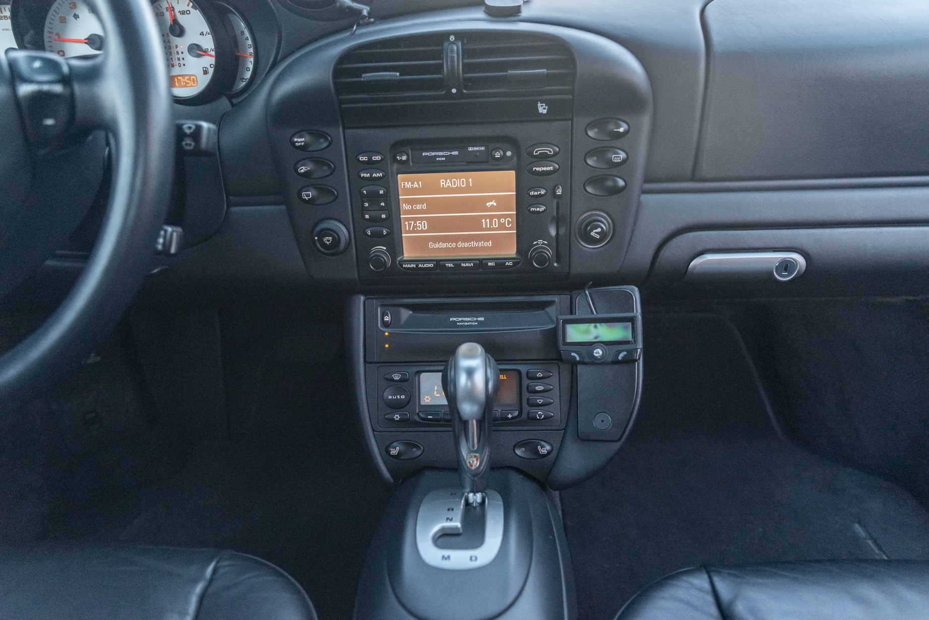 Porsche 996 CARRERA 4S photo 13