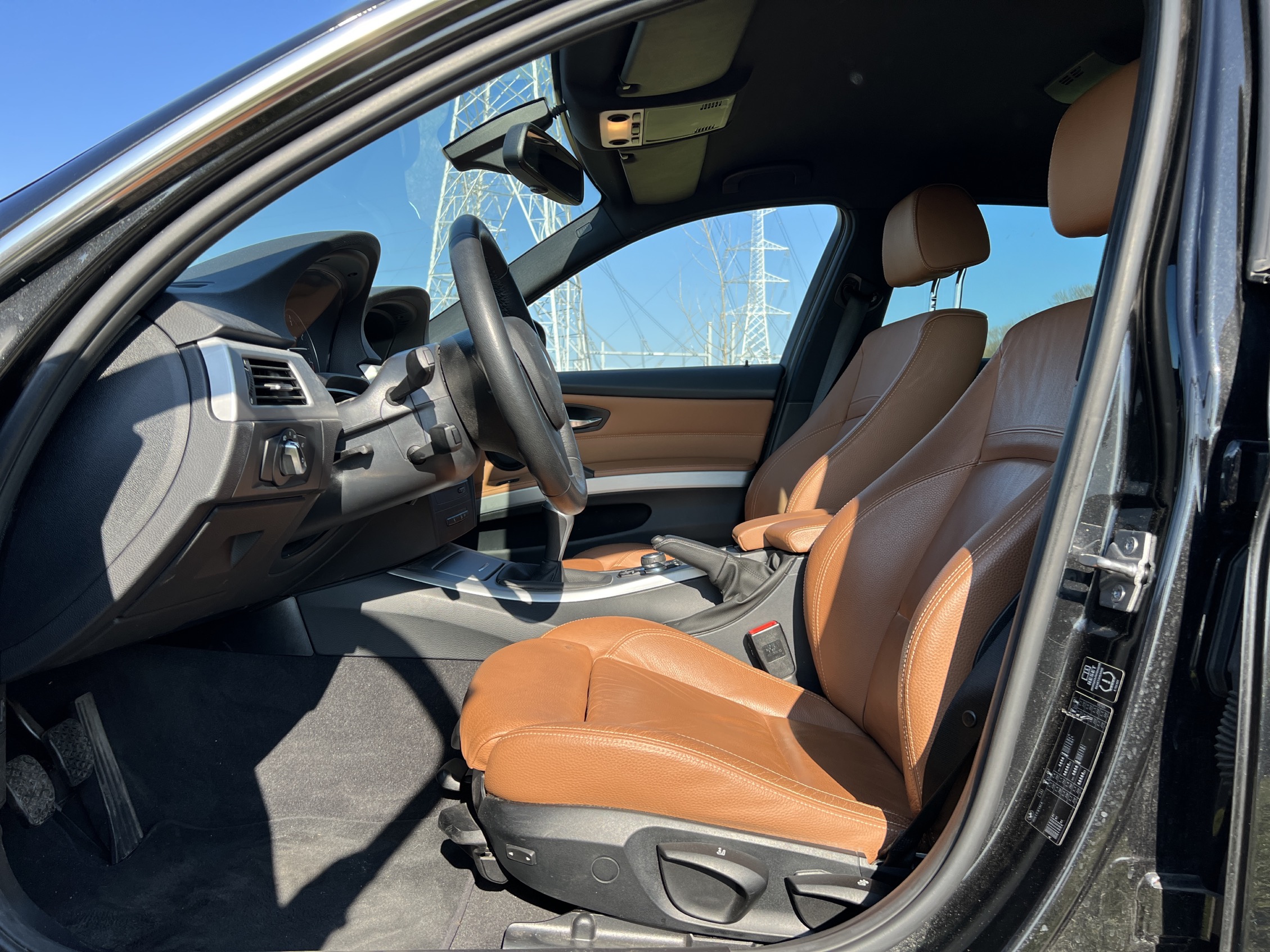 BMW 320d xDrive photo 14