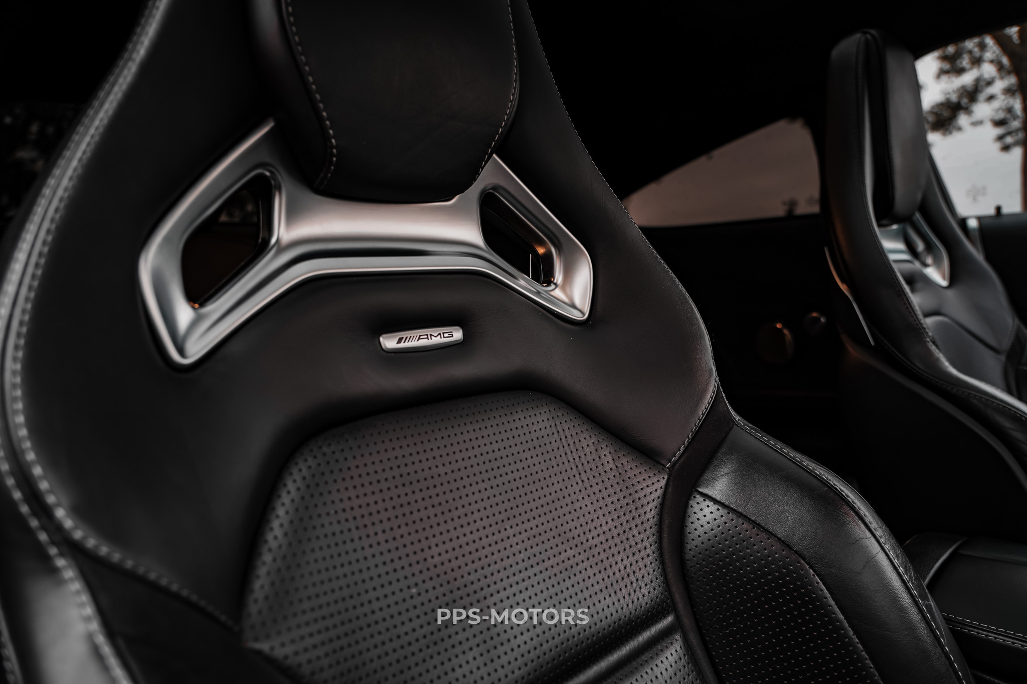 Mercedes Benz C63s AMG 4.0 V8 BITURBO photo 10