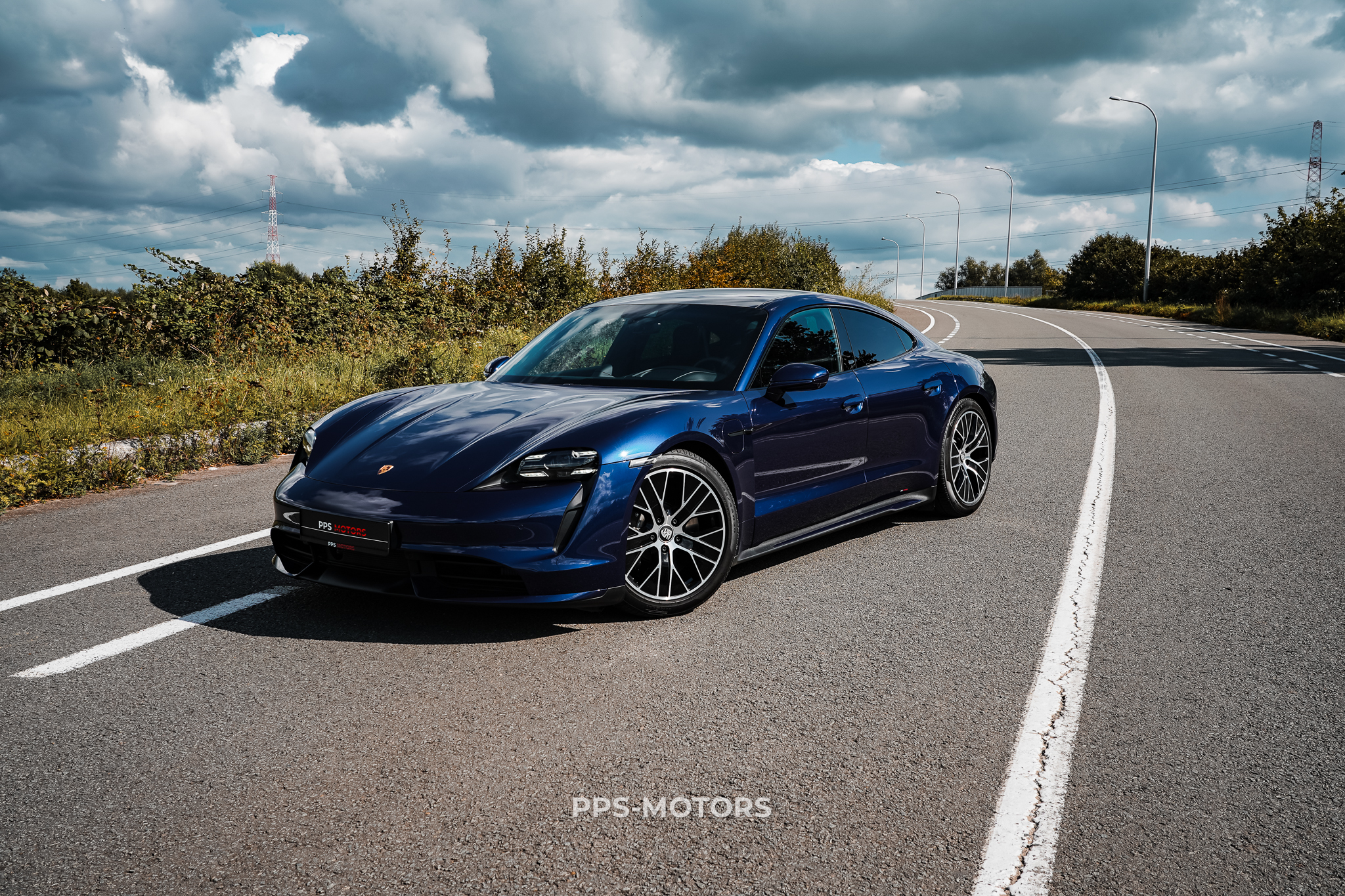 Porsche TAYCAN TURBO NEW! photo 18