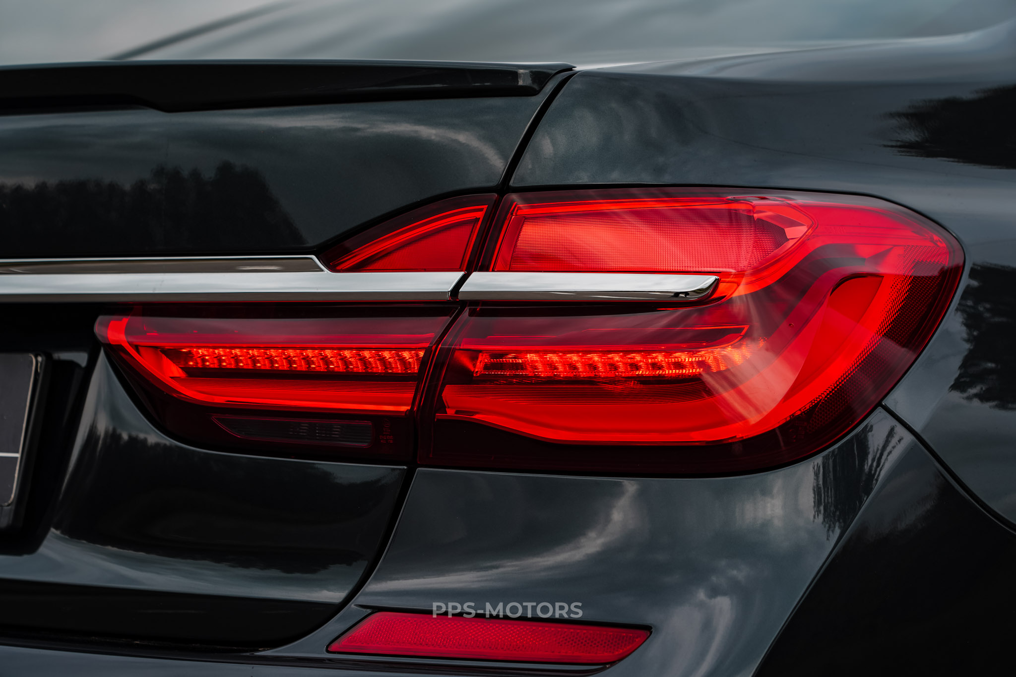 BMW BMW 740e Performance M-PAKKET photo 32