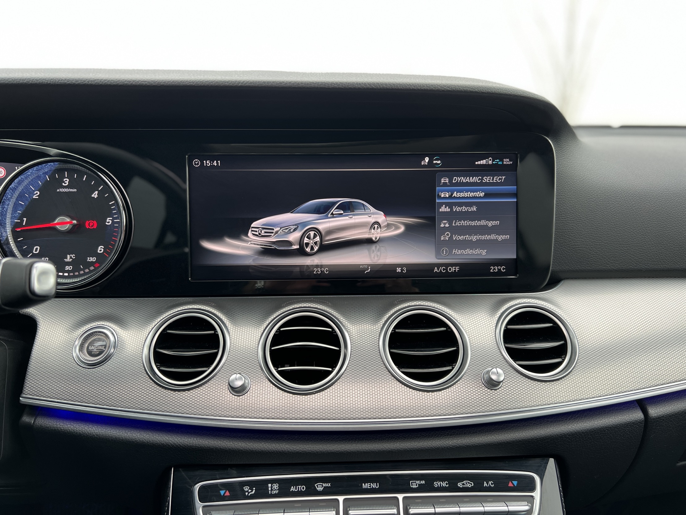 Mercedes Benz E220 BERLINE AVANTGARDE photo 20