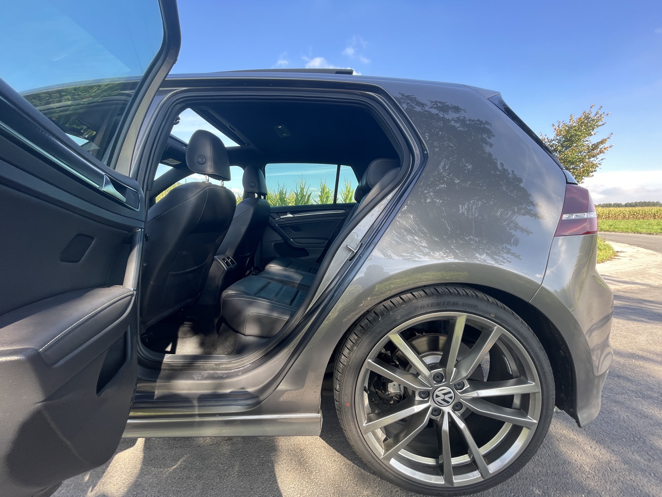 Volkswagen GOLF GTD 2.0 DSG - R PAKKET photo 34