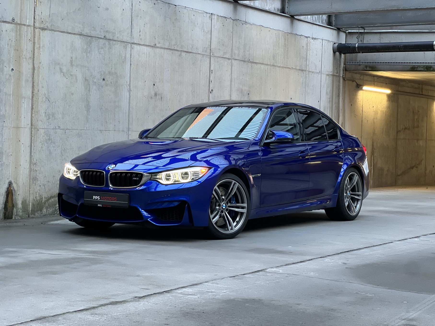 BMW M3 F80 INDIVIDUAL photo 2