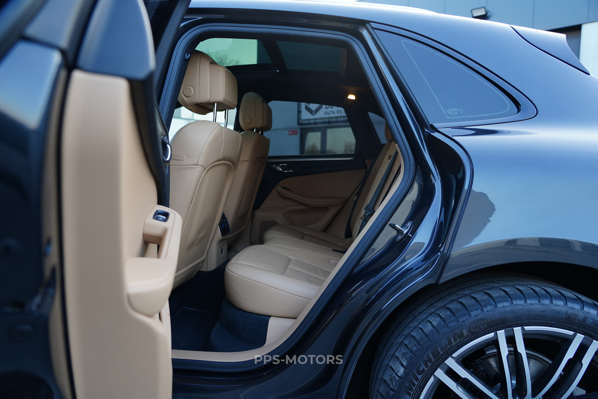 Porsche MACAN 2.0 TURBO PDK photo 12