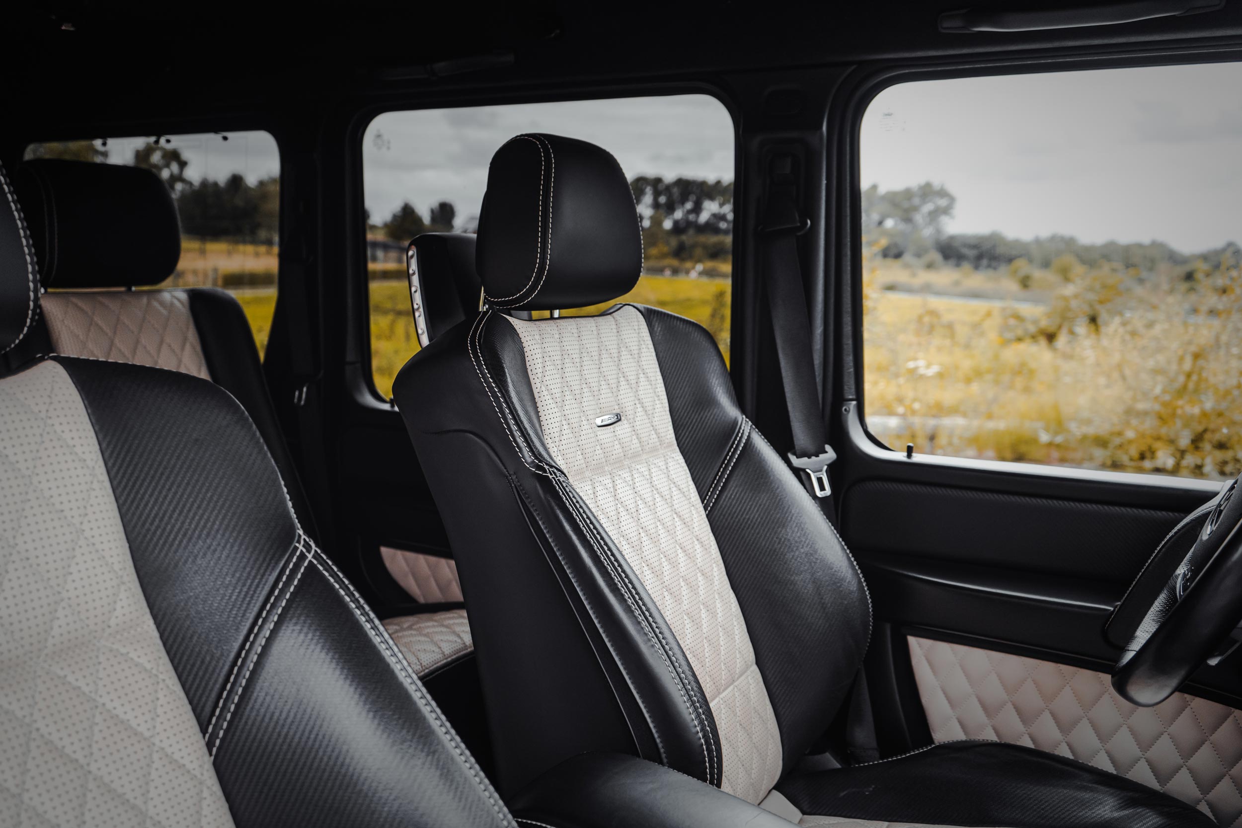 Mercedes Benz G63 AMG 5.5 V8 - EXCLUSIVE EDITION 463 - DESIGNO photo 17