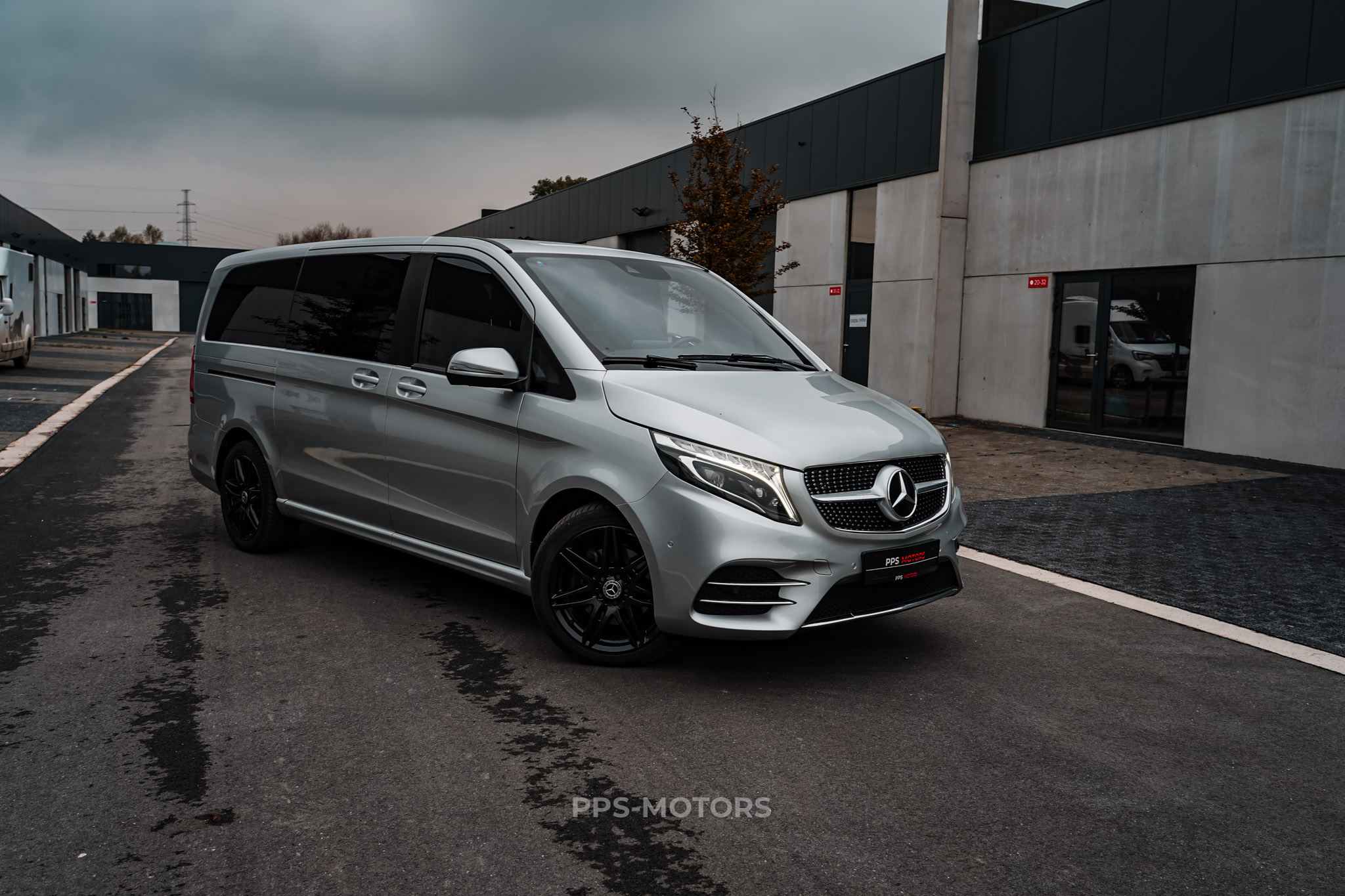 Mercedes Benz V300 4-MATIC AMG PAKKET photo 7