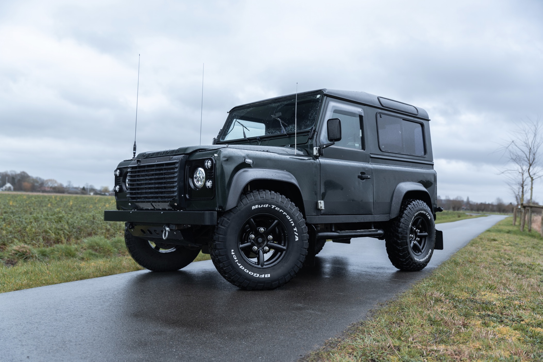 Land Rover DEFENDER 2.5 TD5 RAPTOR 4X4 photo 2