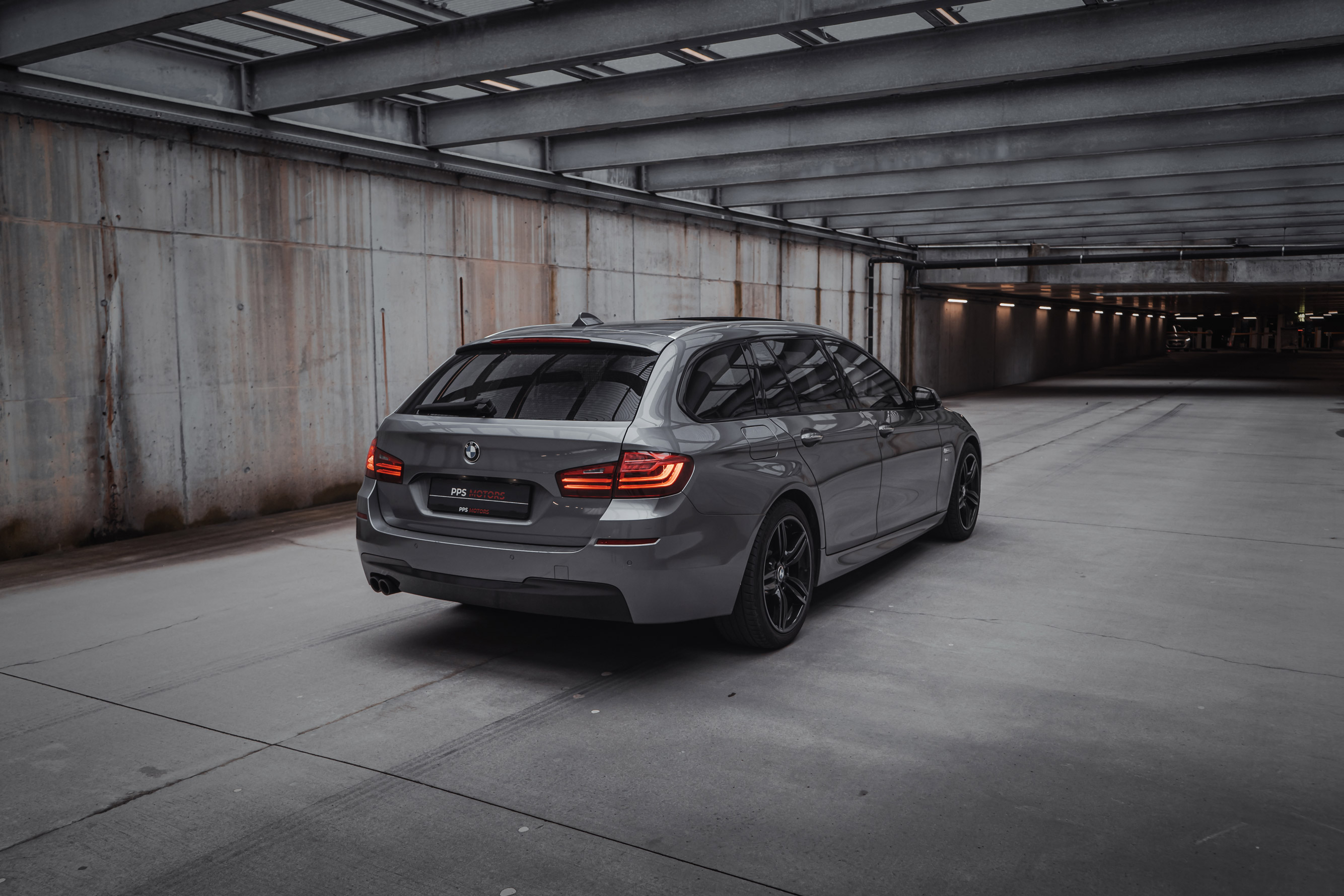 BMW 520d BREAK M-PAKKET photo 7