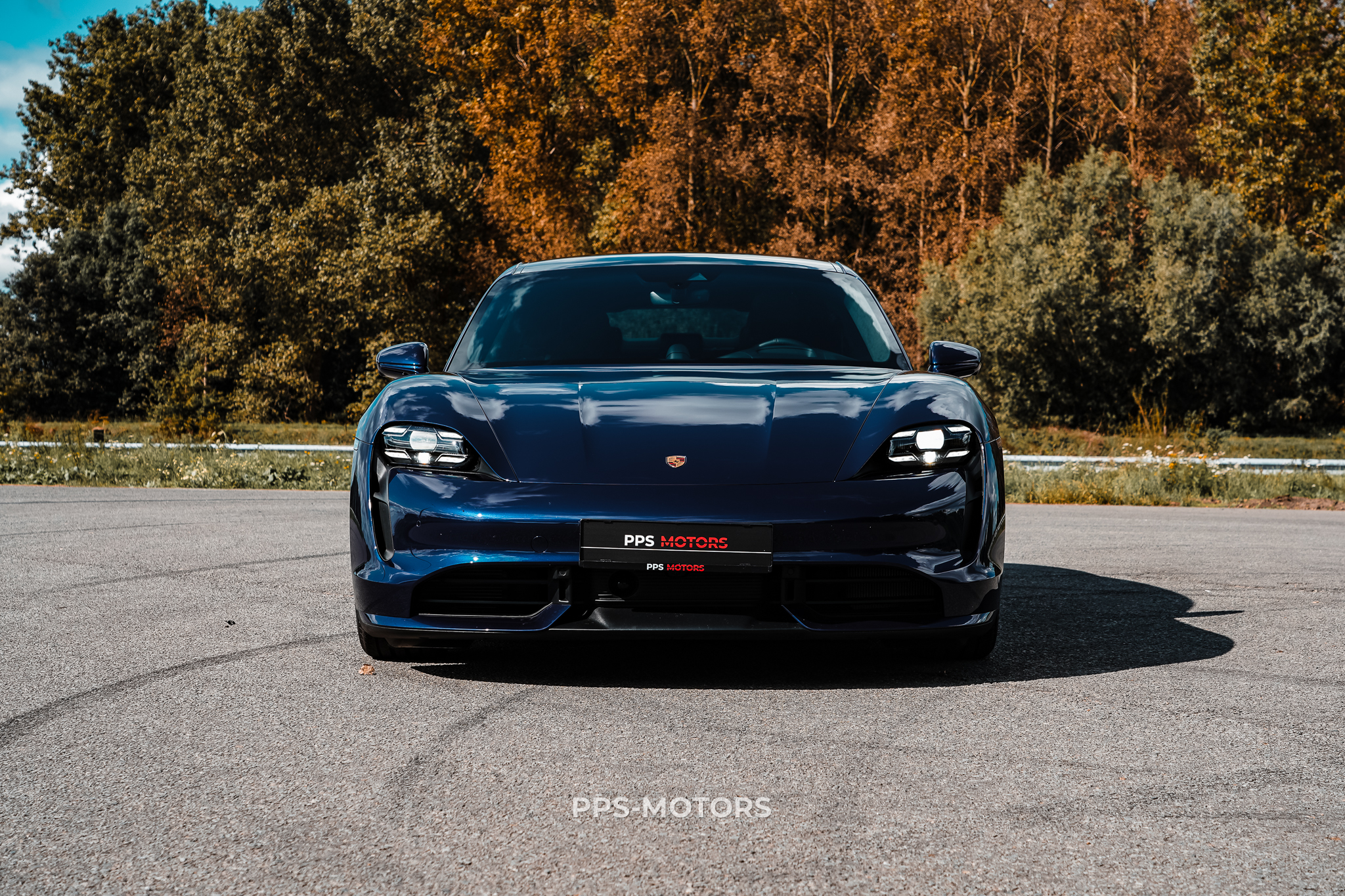 Porsche TAYCAN TURBO NEW! photo 7