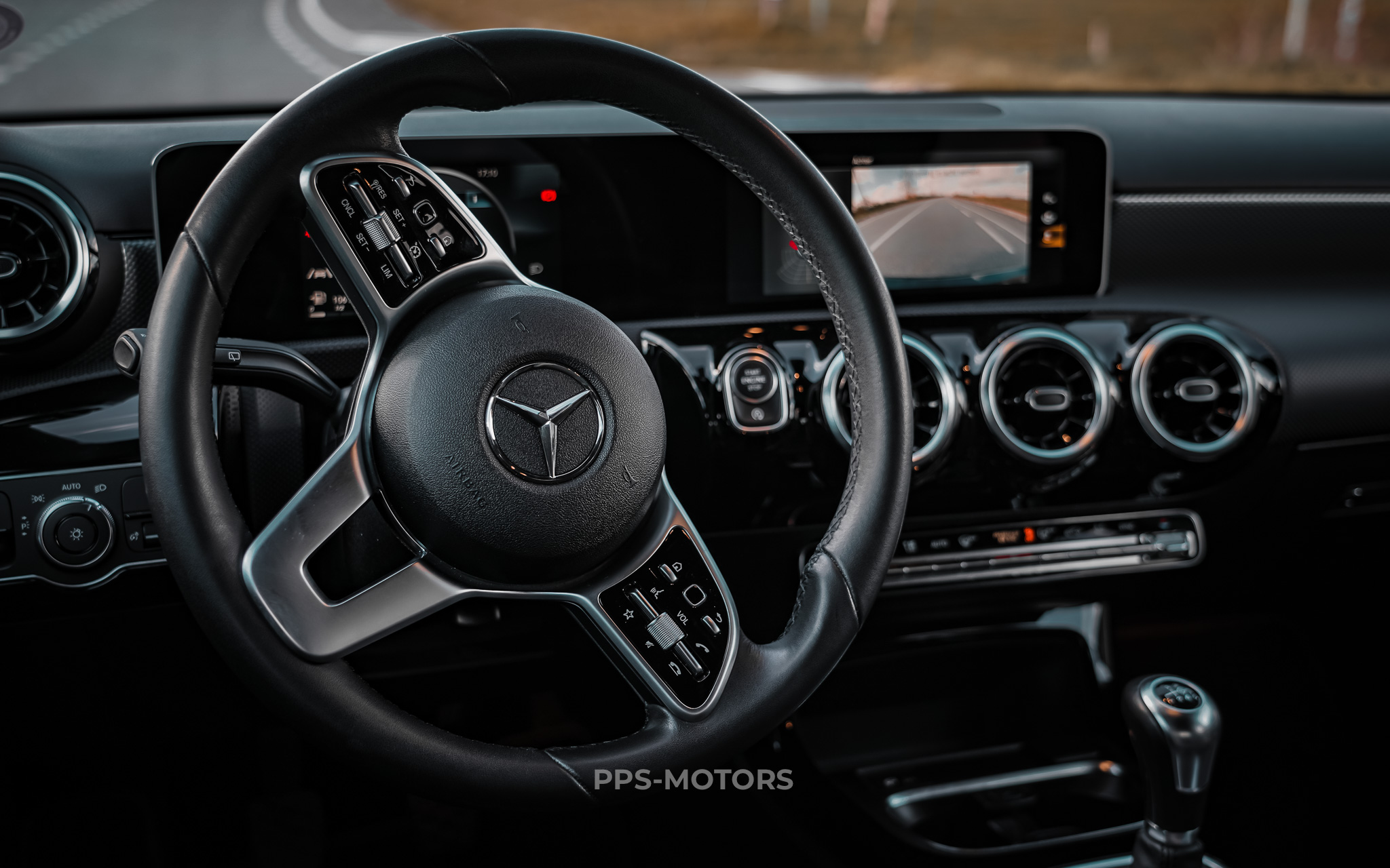 Mercedes Benz A200 LAUNCH EDITION photo 50