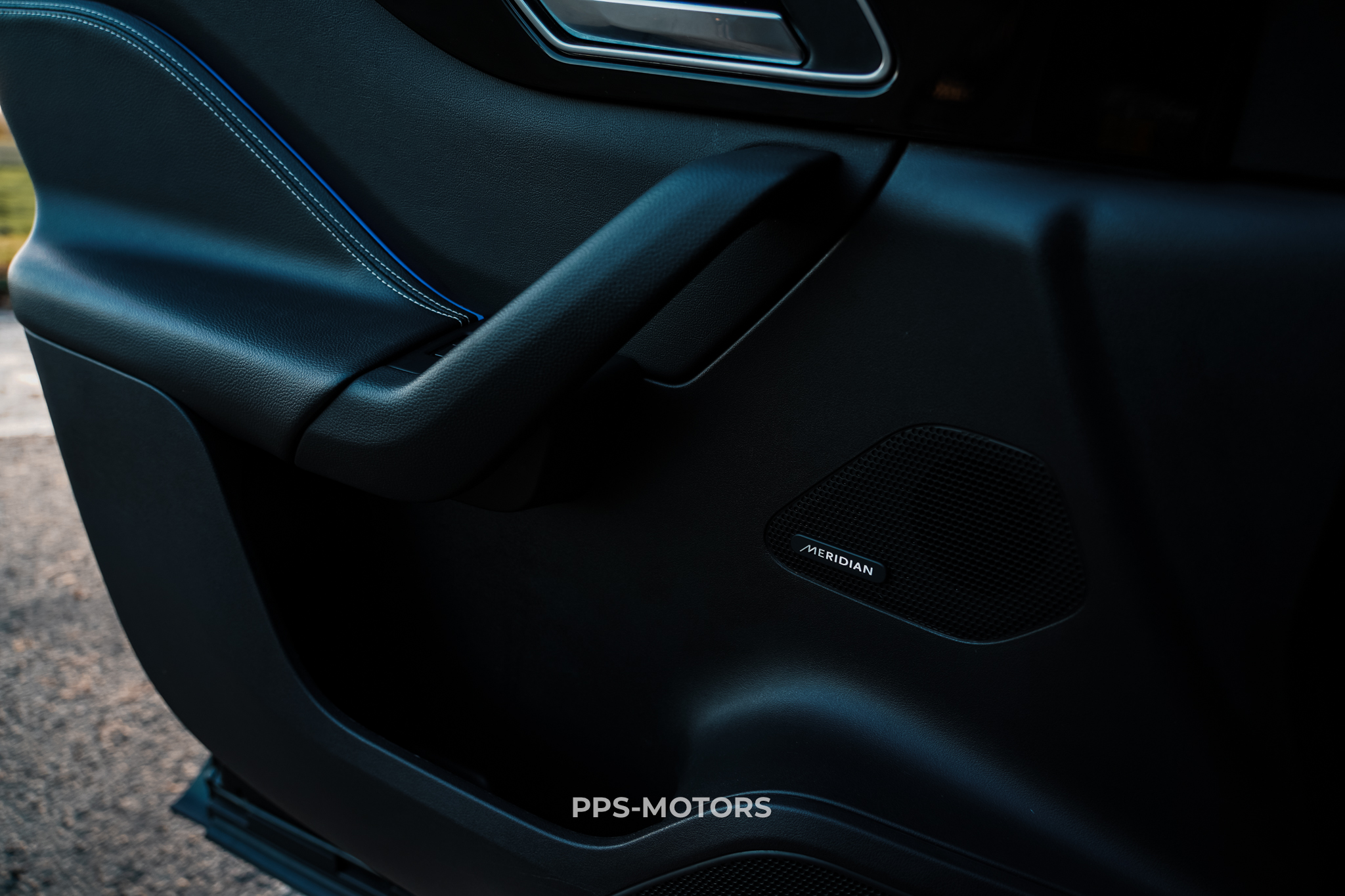 JAGUAR F-PACE 2.0 AWD R-SPORT photo 26