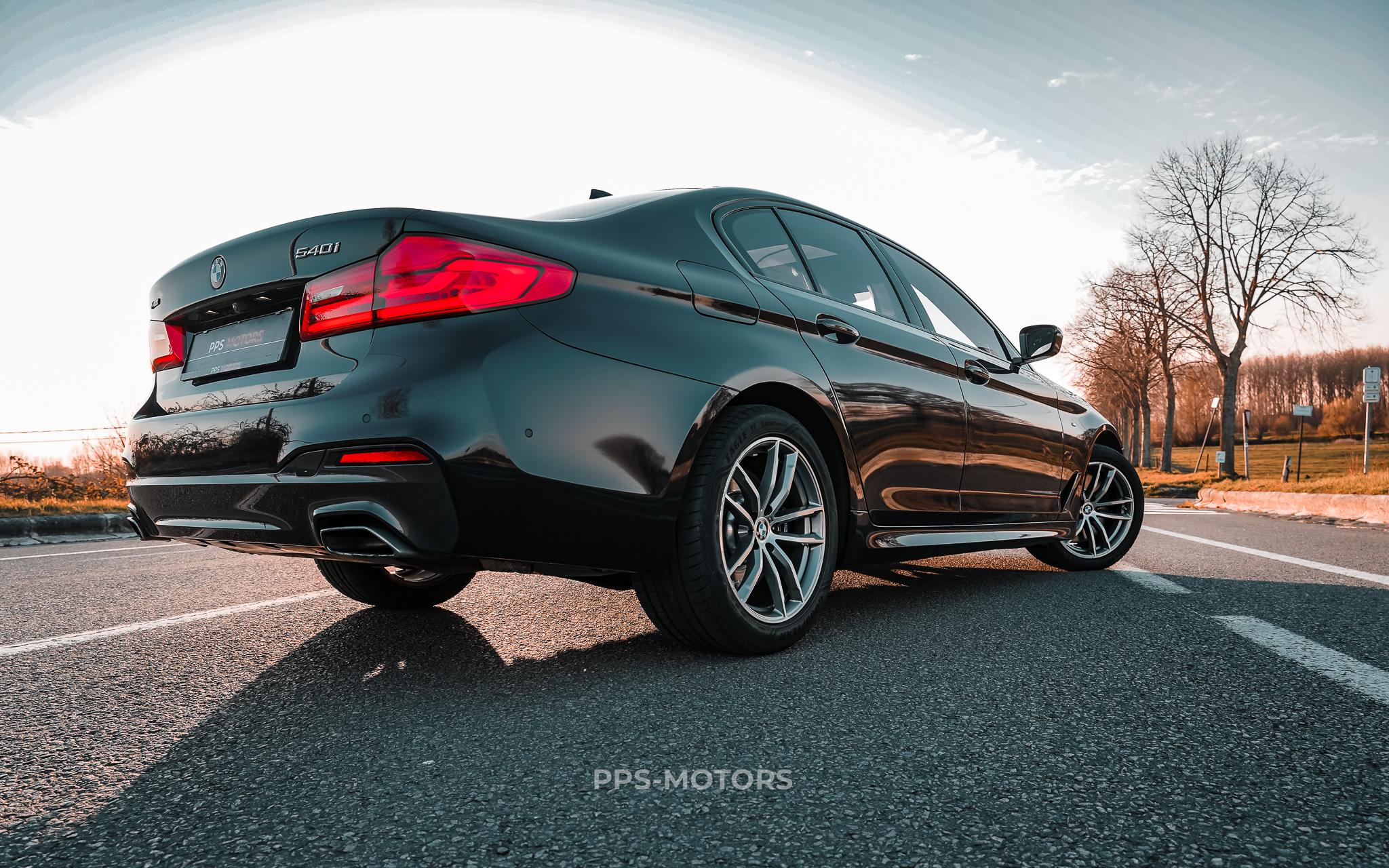 BMW 540i xDRIVE G30 M-PAKKET photo 20