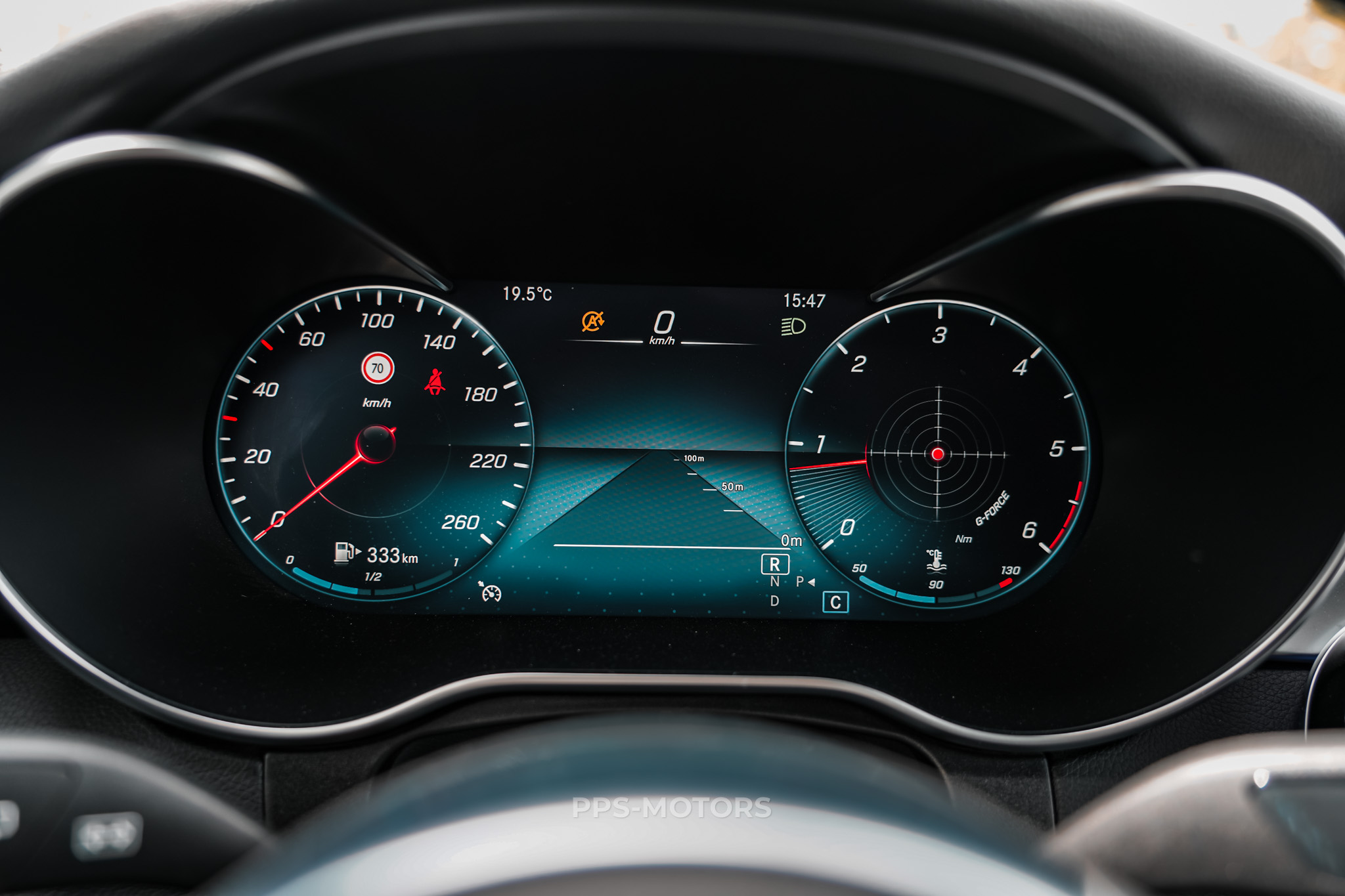 Mercedes Benz GLC 220d 4-MATIC AMG PACK photo 23
