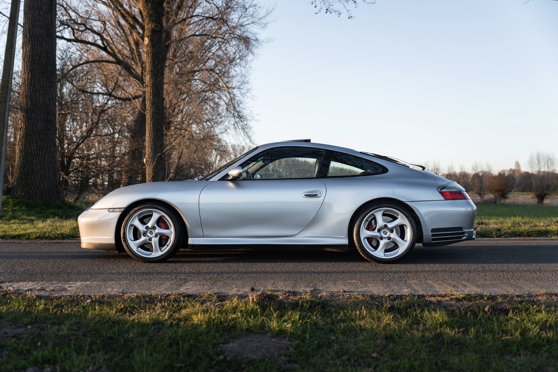 Porsche 996 CARRERA 4S photo 3