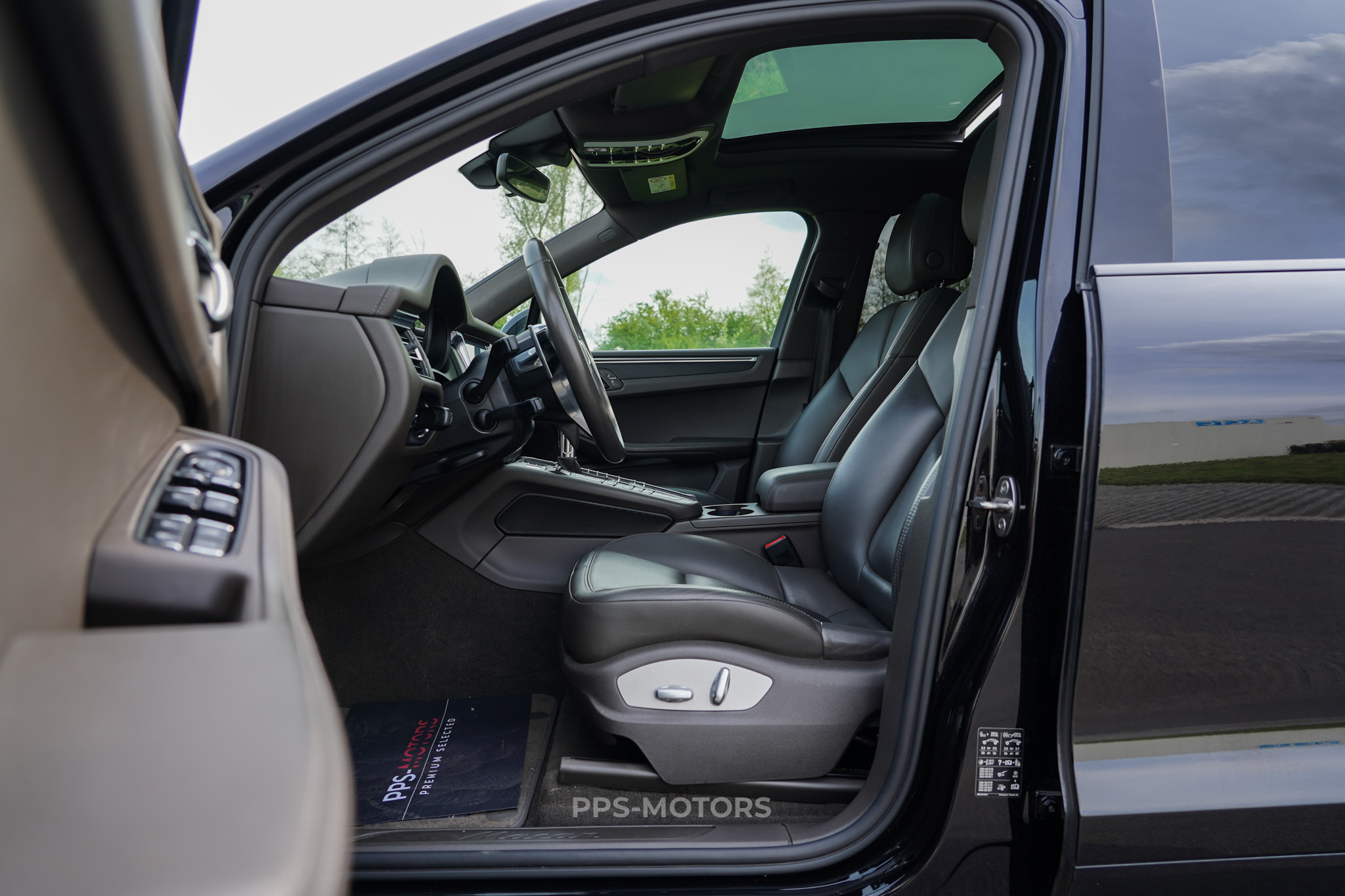 Porsche MACAN 2.0 TURBO PDK photo 14