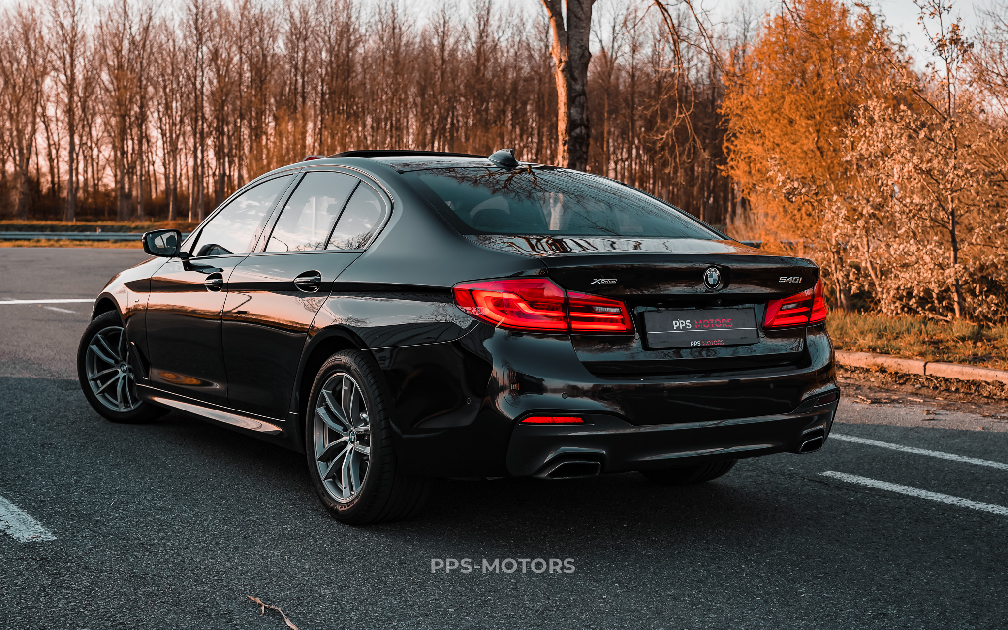 BMW 540i xDRIVE G30 M-PAKKET photo 7