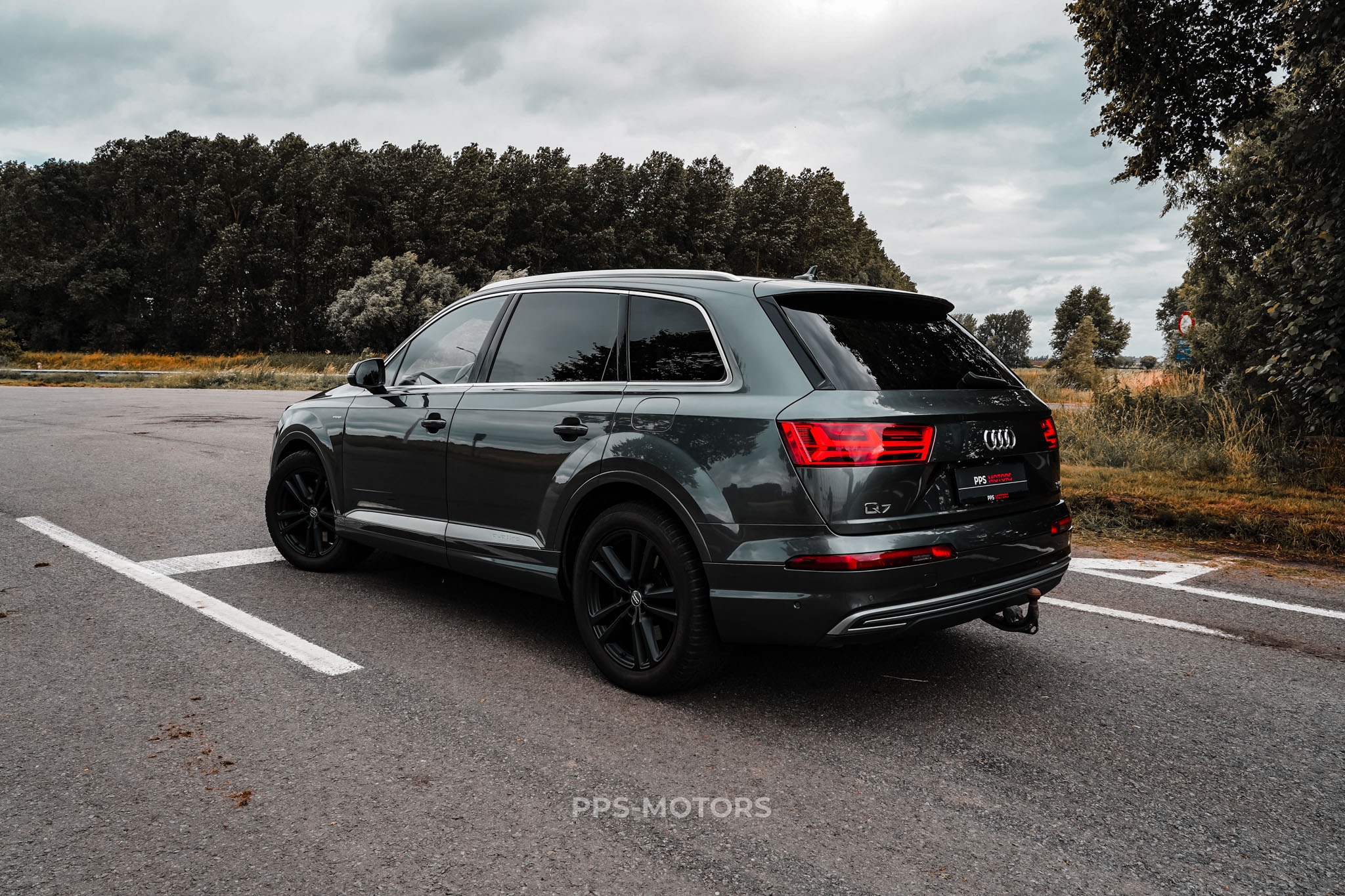 Audi Q7 3.0 TDI E-TRON photo 29