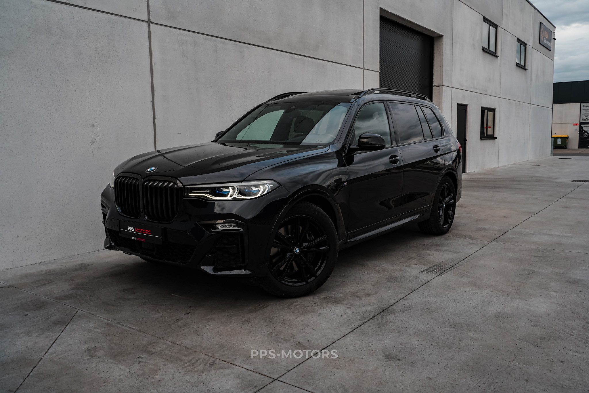BMW X7 40d M-PAKKET foto 1