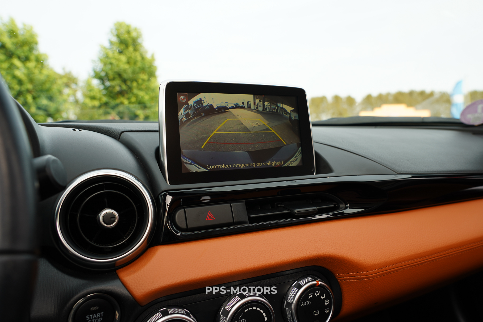 Fiat 124 1.4 SPIDER LUSSO photo 22