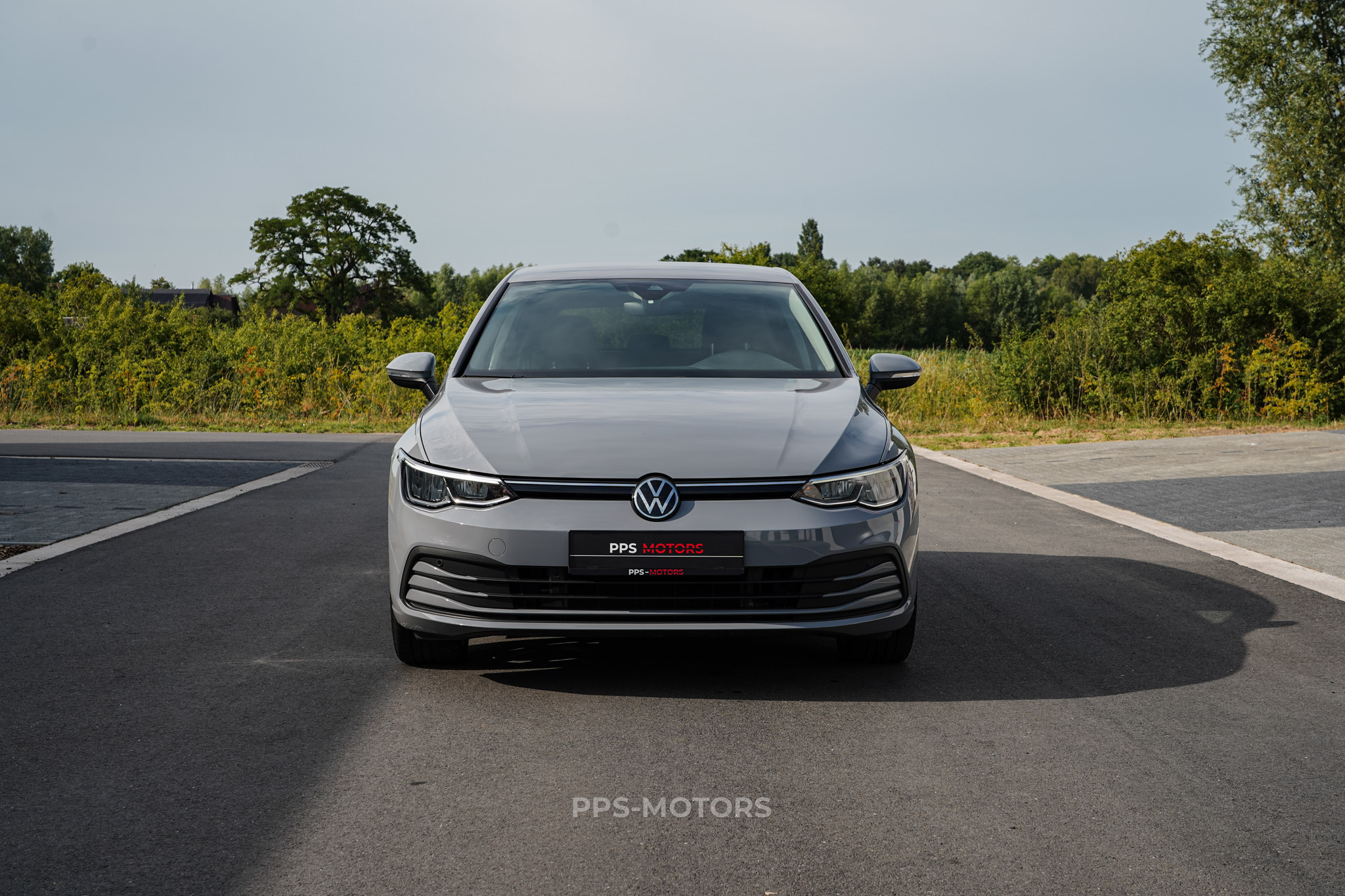 Volkswagen GOLF 1.5 eTSI photo 2