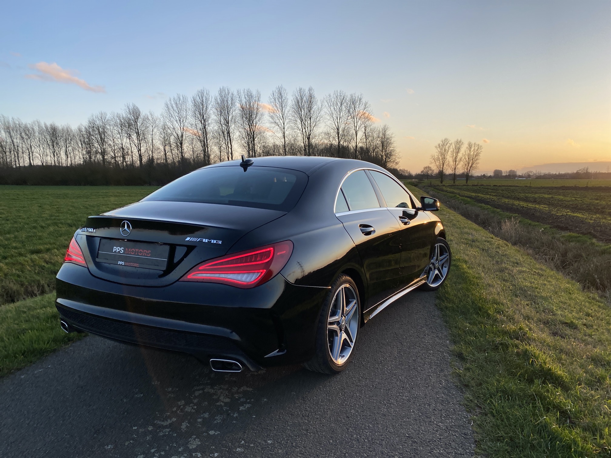 Mercedes Benz CLA 200d AMG PAKKET photo 5