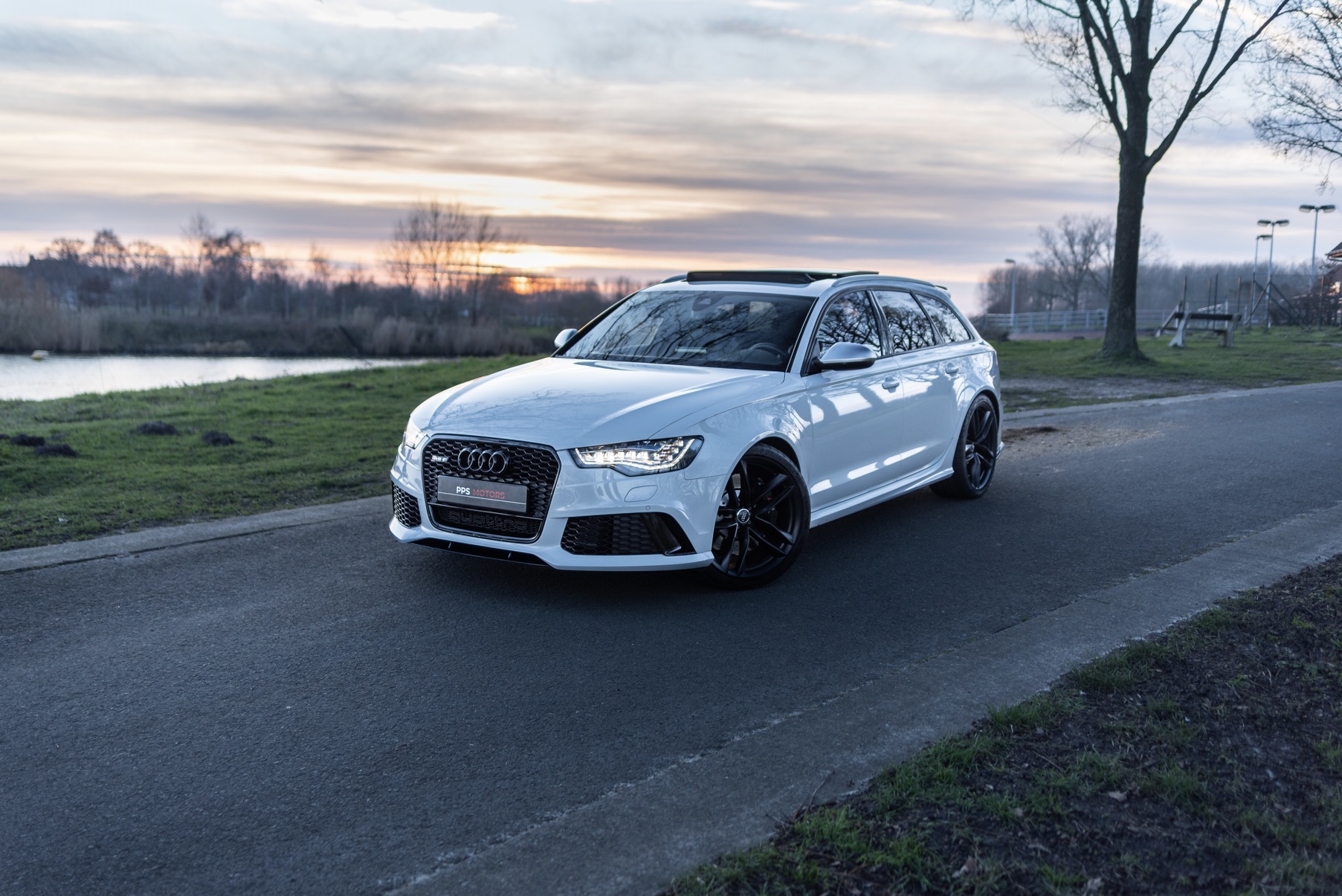 Audi RS6 4.0 V8 QUATTRO MILLTEK photo 15