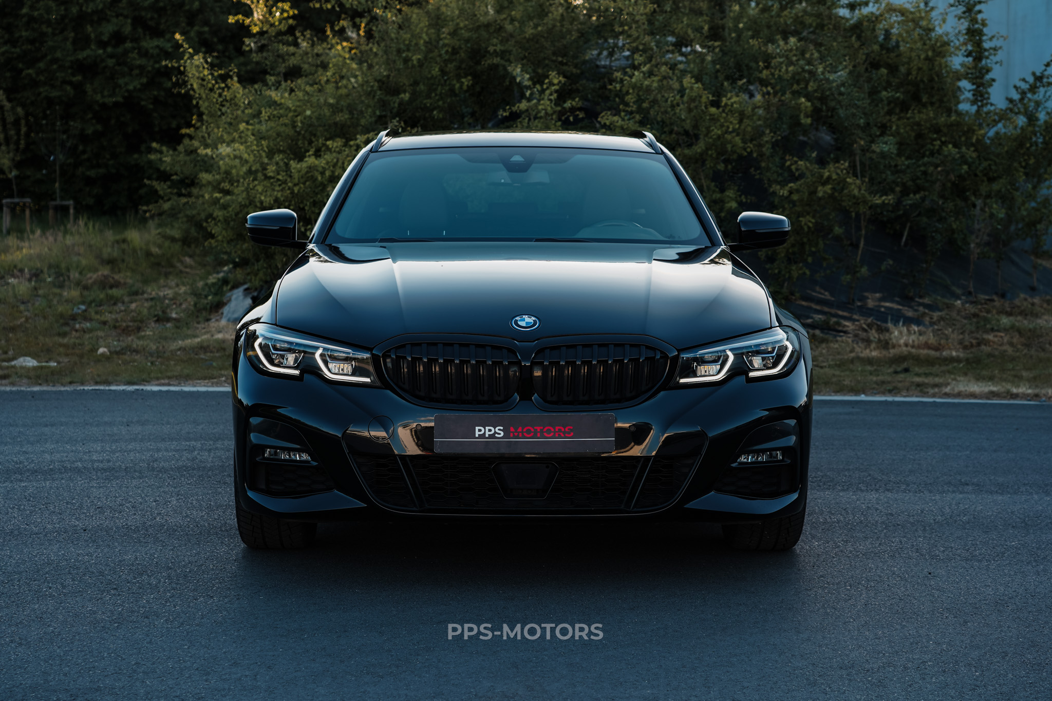 BMW 320e HYBRID TOURING M-PAKKET foto 3