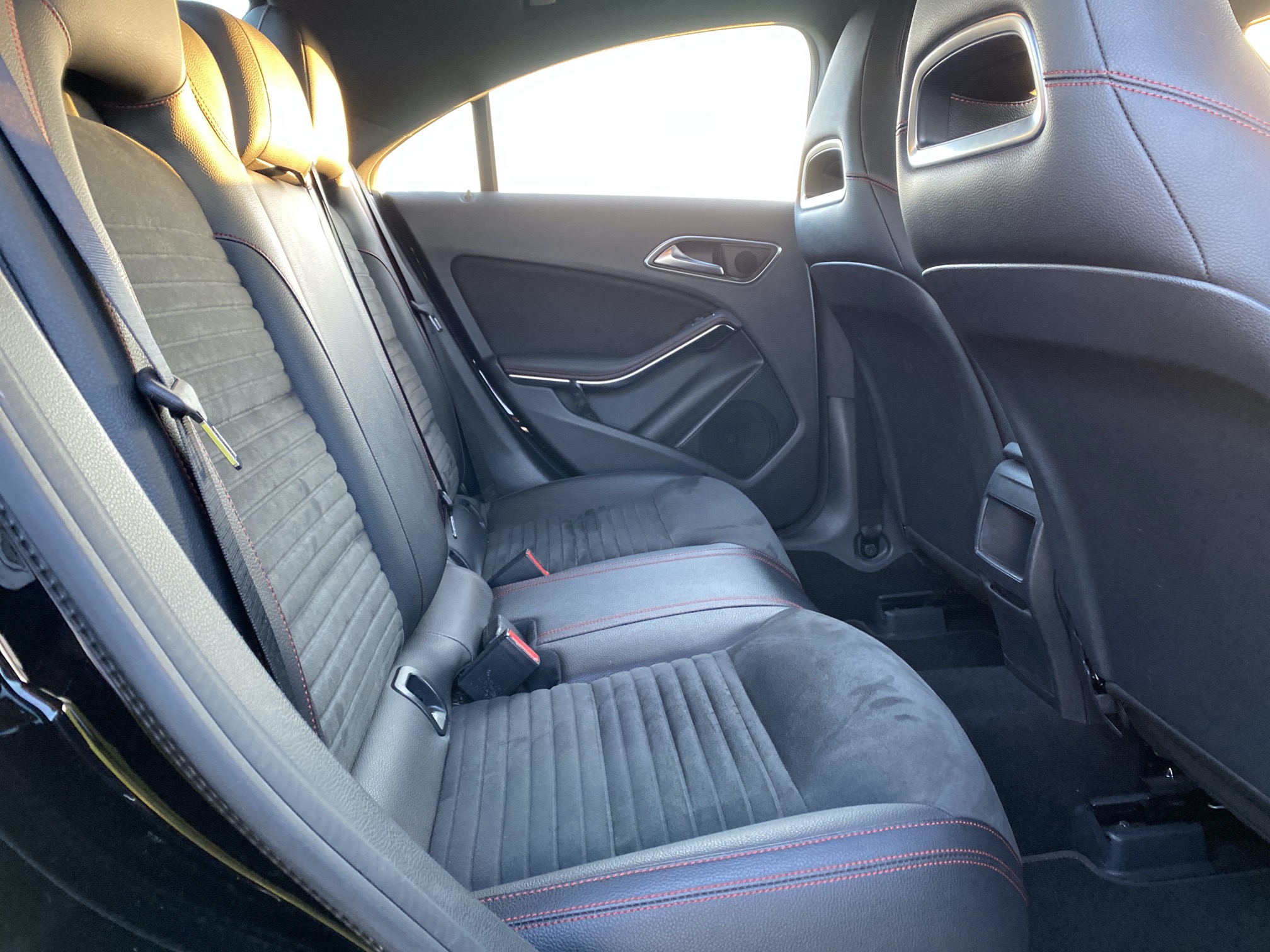 Mercedes Benz CLA 200d AMG PAKKET photo 7