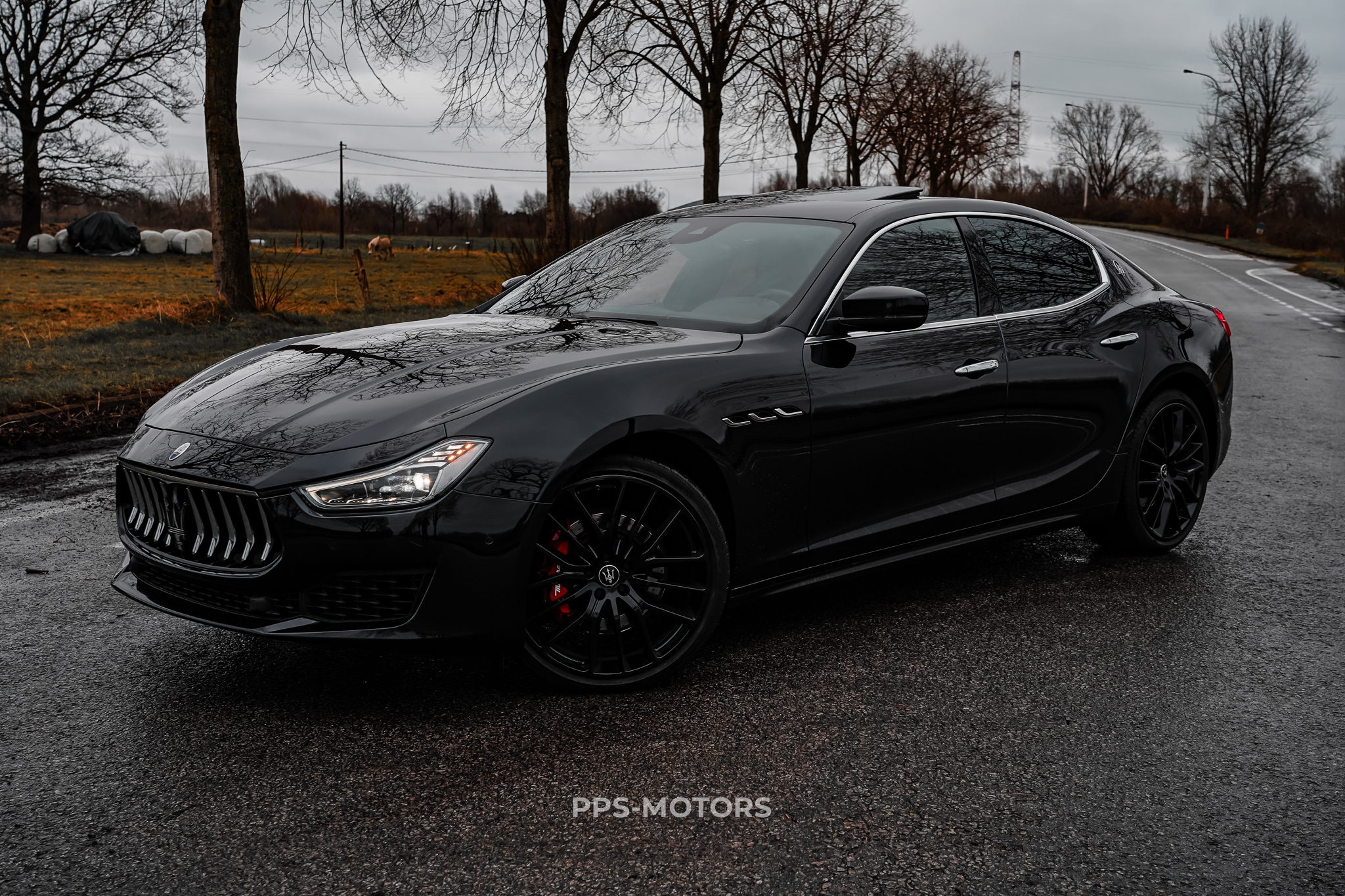 Maserati GHIBLI 3.0 V6 RIBELLE 1 OF 200 photo 32
