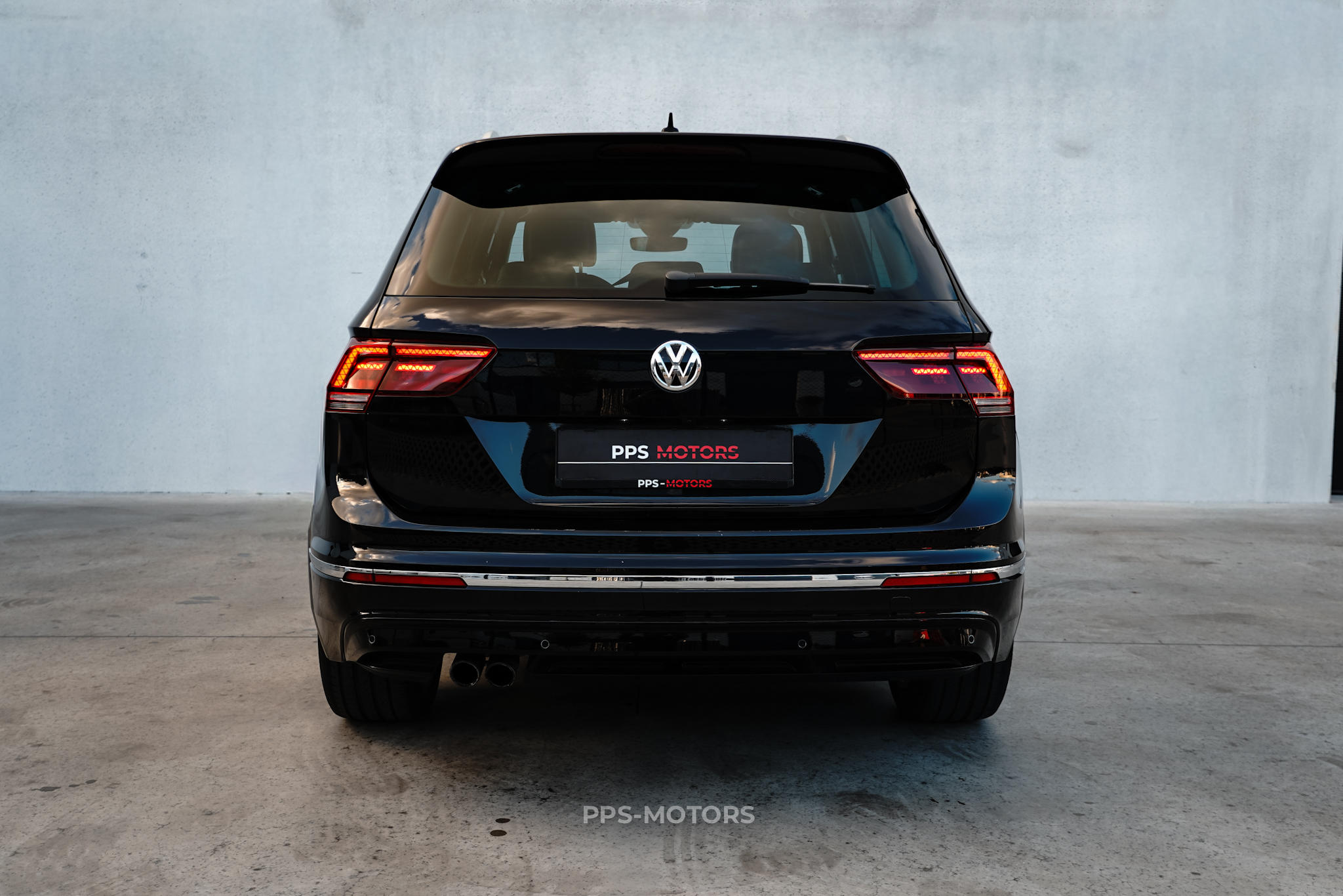 Volkswagen TIGUAN 1.4 TSI R-LINE photo 7