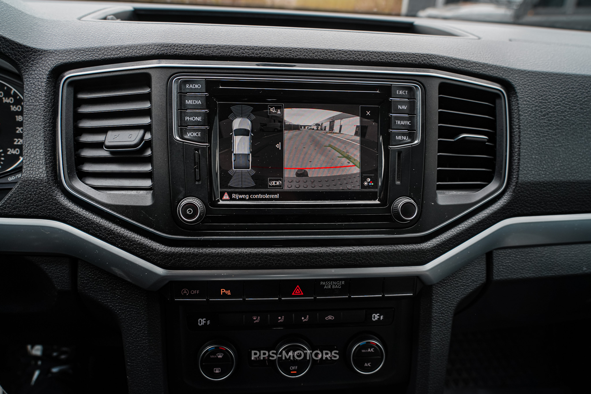 Volkswagen AMAROK 3.0 V6 TDI 4MOTION photo 12