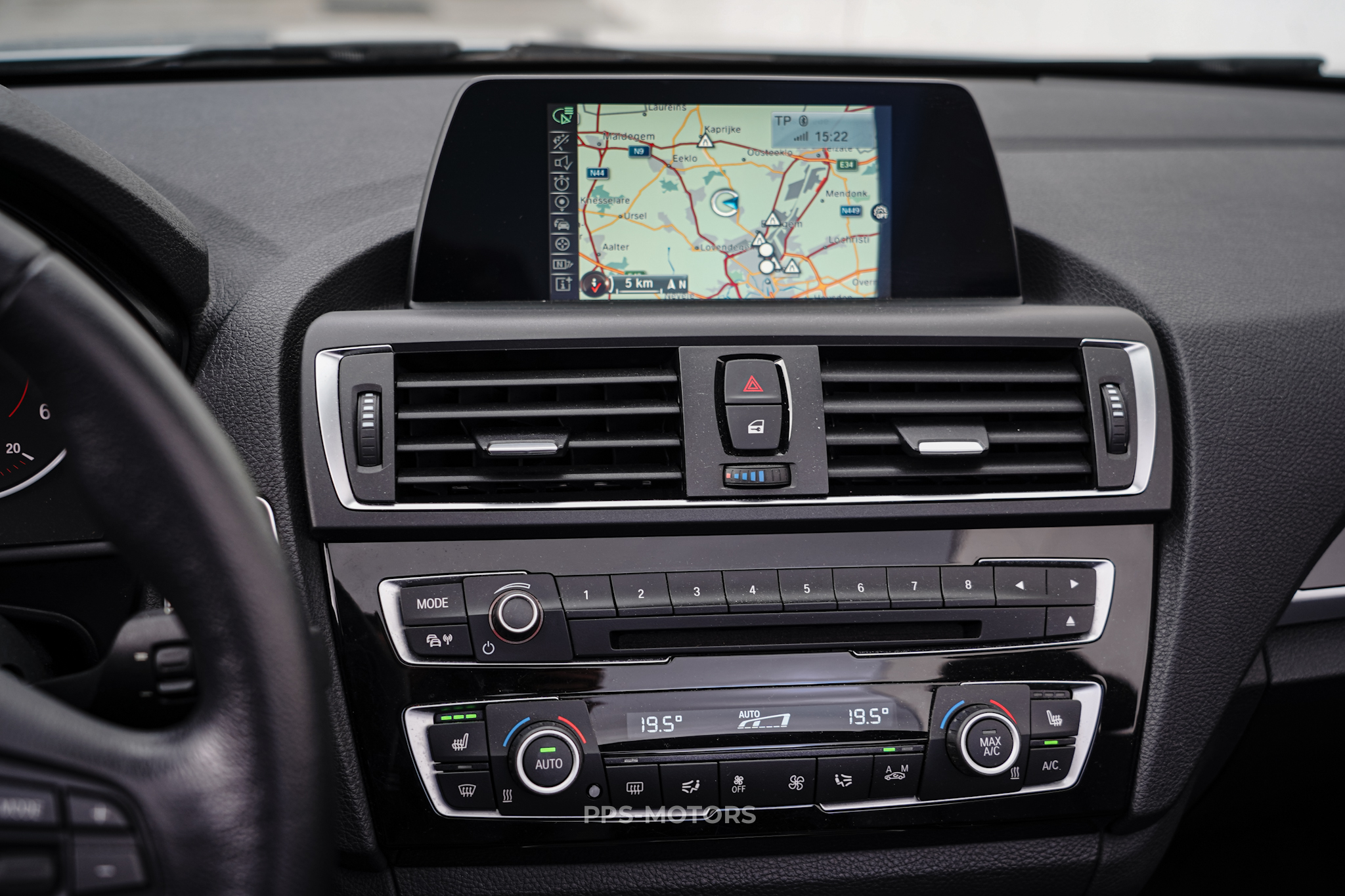 BMW 218dA CABRIO photo 13