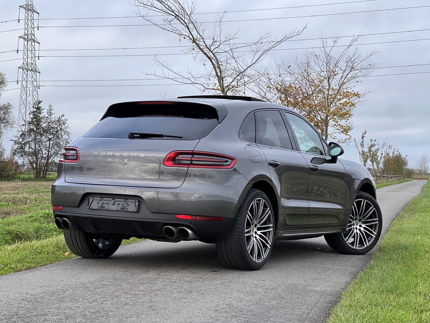Porsche MACAN S 3.0 SPORTDESIGN photo 8