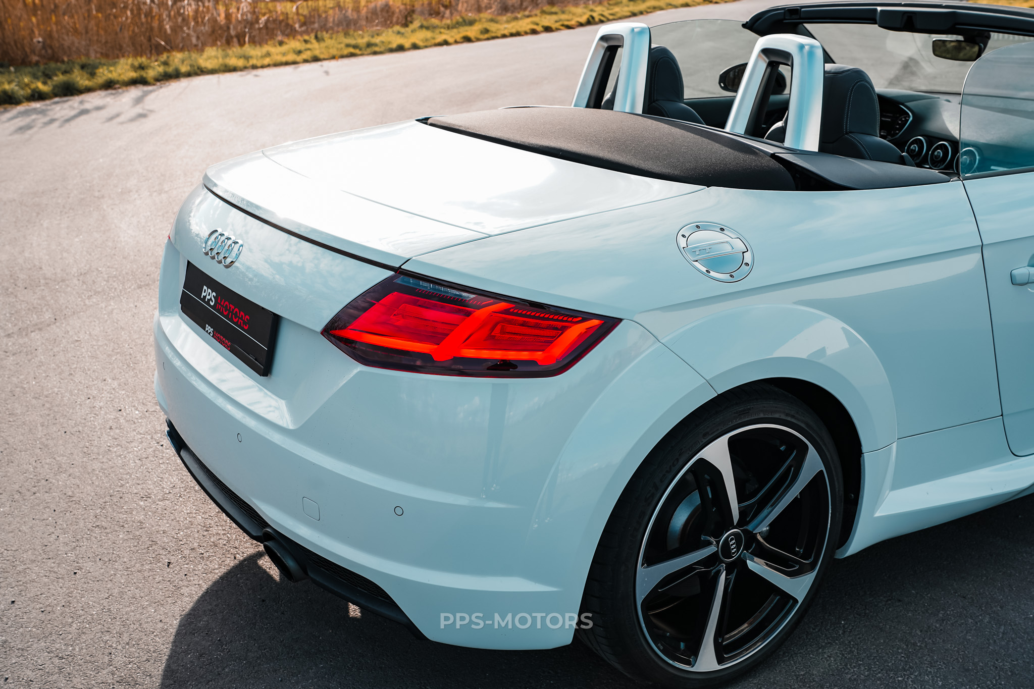 Audi TT ROADSTER 2.0 TFSI S-TRONIC photo 30