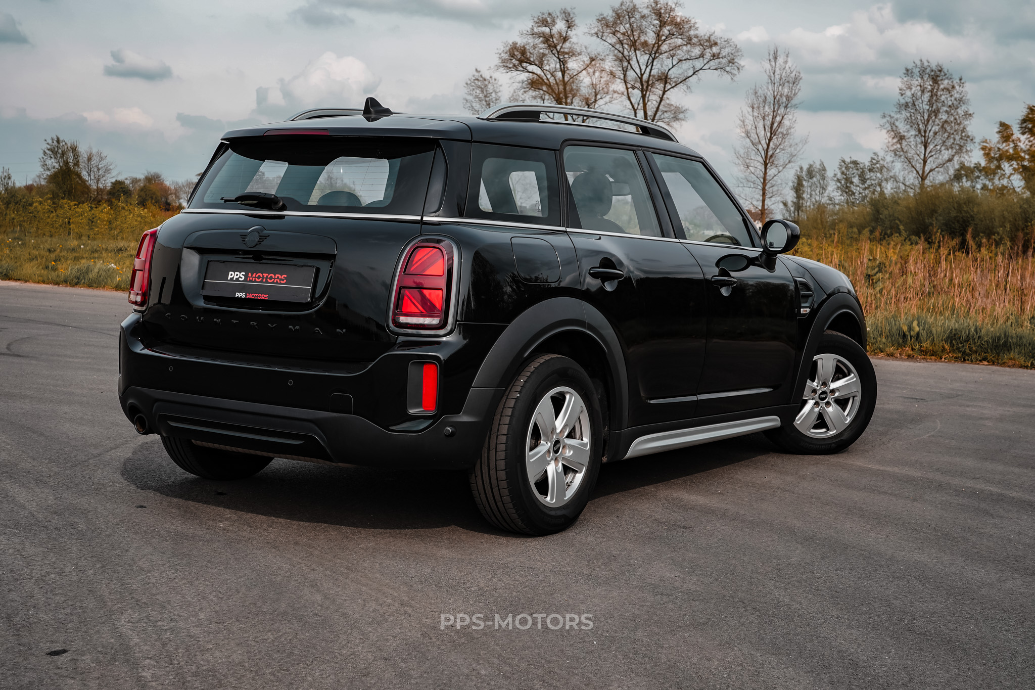 MINI ONE COUNTRYMAN photo 17